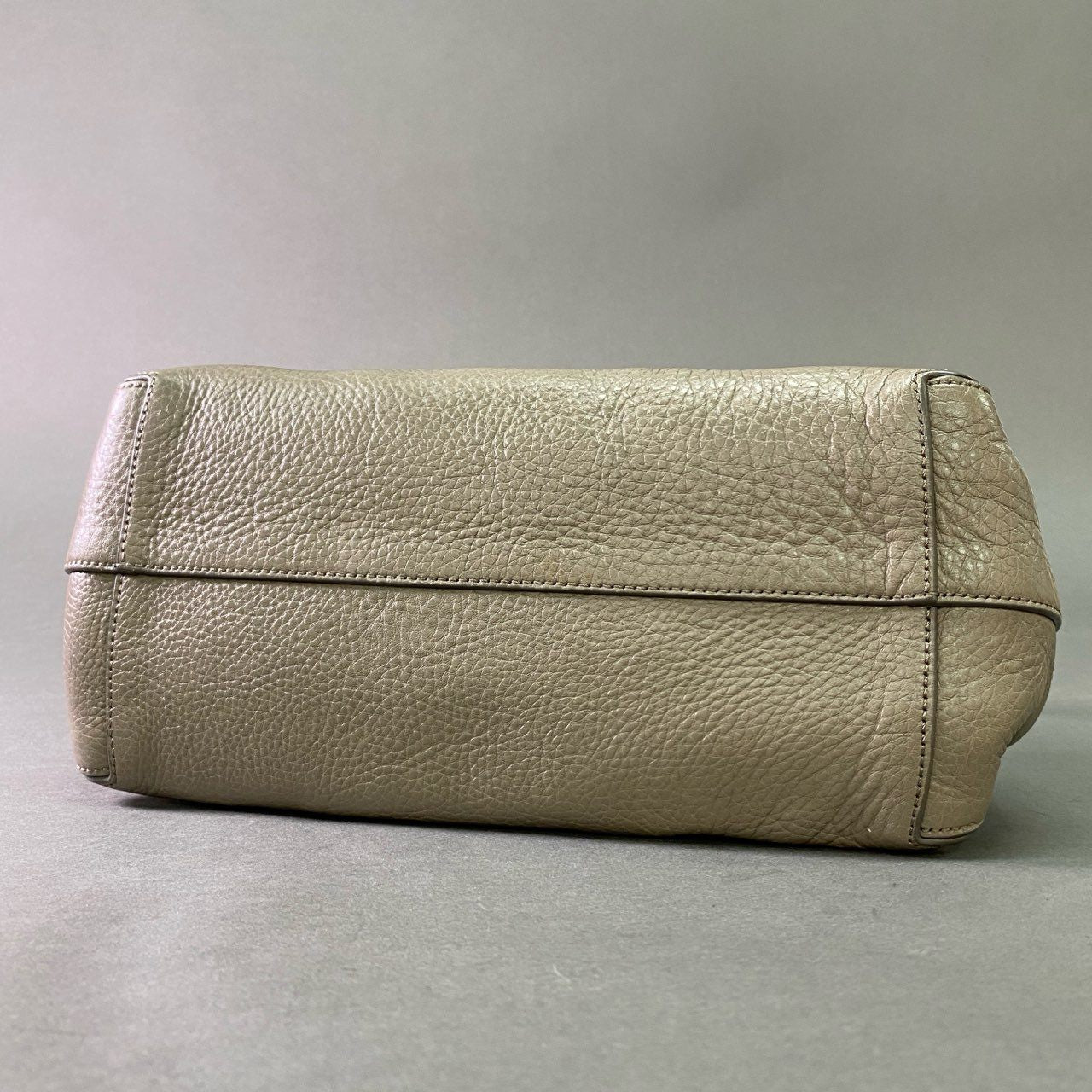 Cj28 定価¥96,800 HIROFU ヒロフ ペルーシェ レザーハンドバッグ グレー ソフトバケッタ Leather フォーマル イタリア製