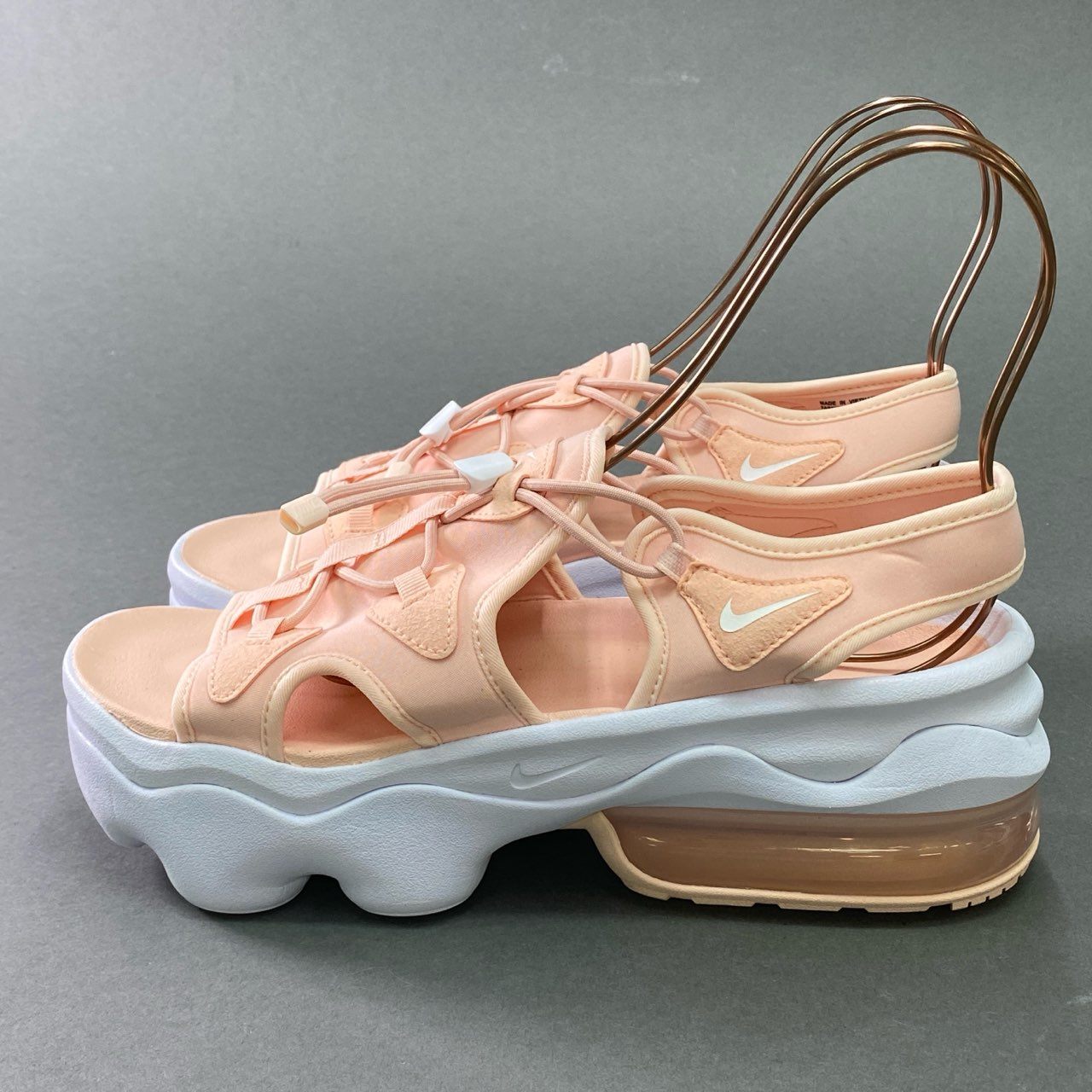 1e26 《美品》 NIKE ナイキ AIR MAX KOKO SANDAL エアマックス ココサンダル CI8798-600 28cm ピンク シューズ 夏