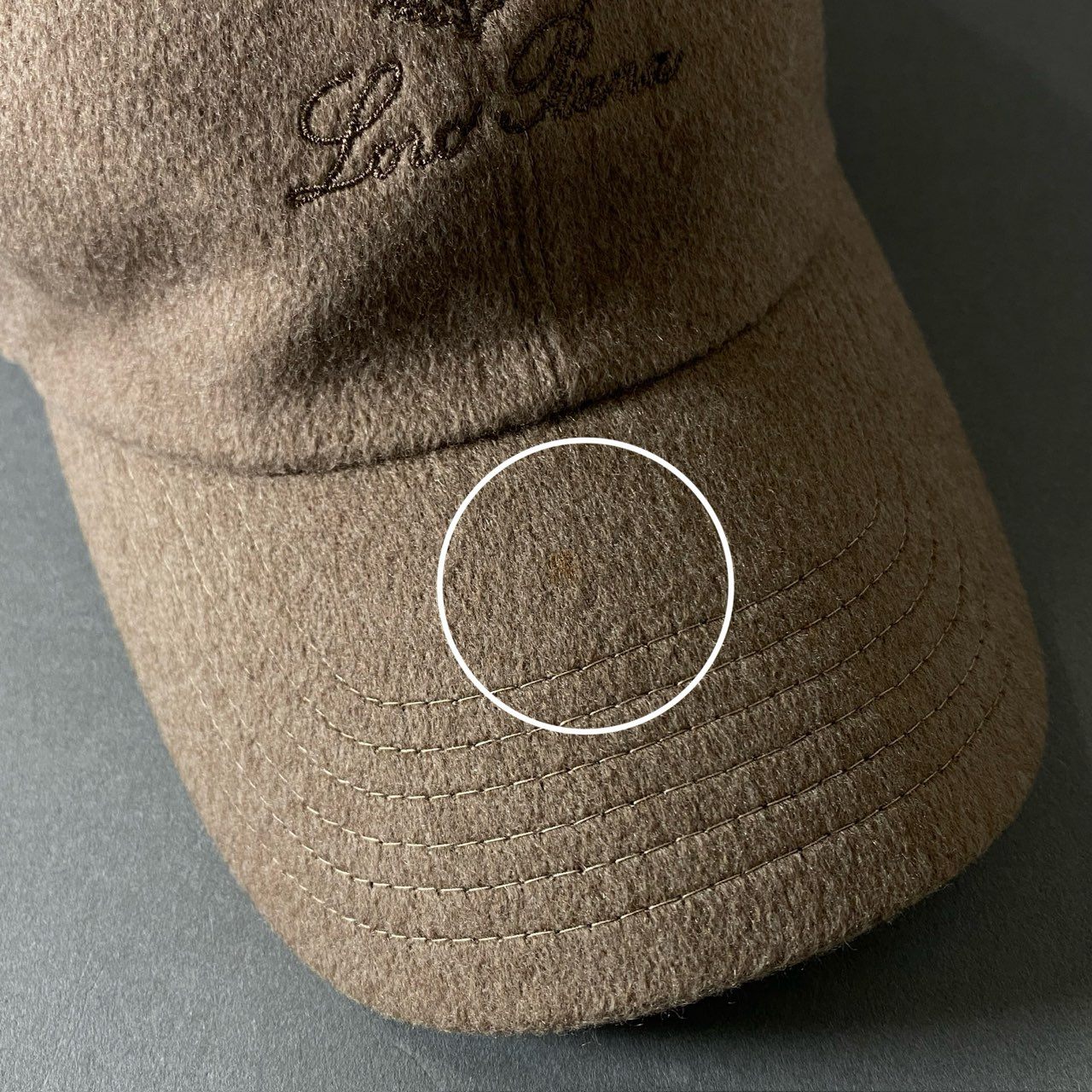 h5 Loro Piana ロロピアーナ サイズM ベージュ系 カシミヤ100% カシミヤキャップ ベースボールキャップ 帽子 レディース 女性用