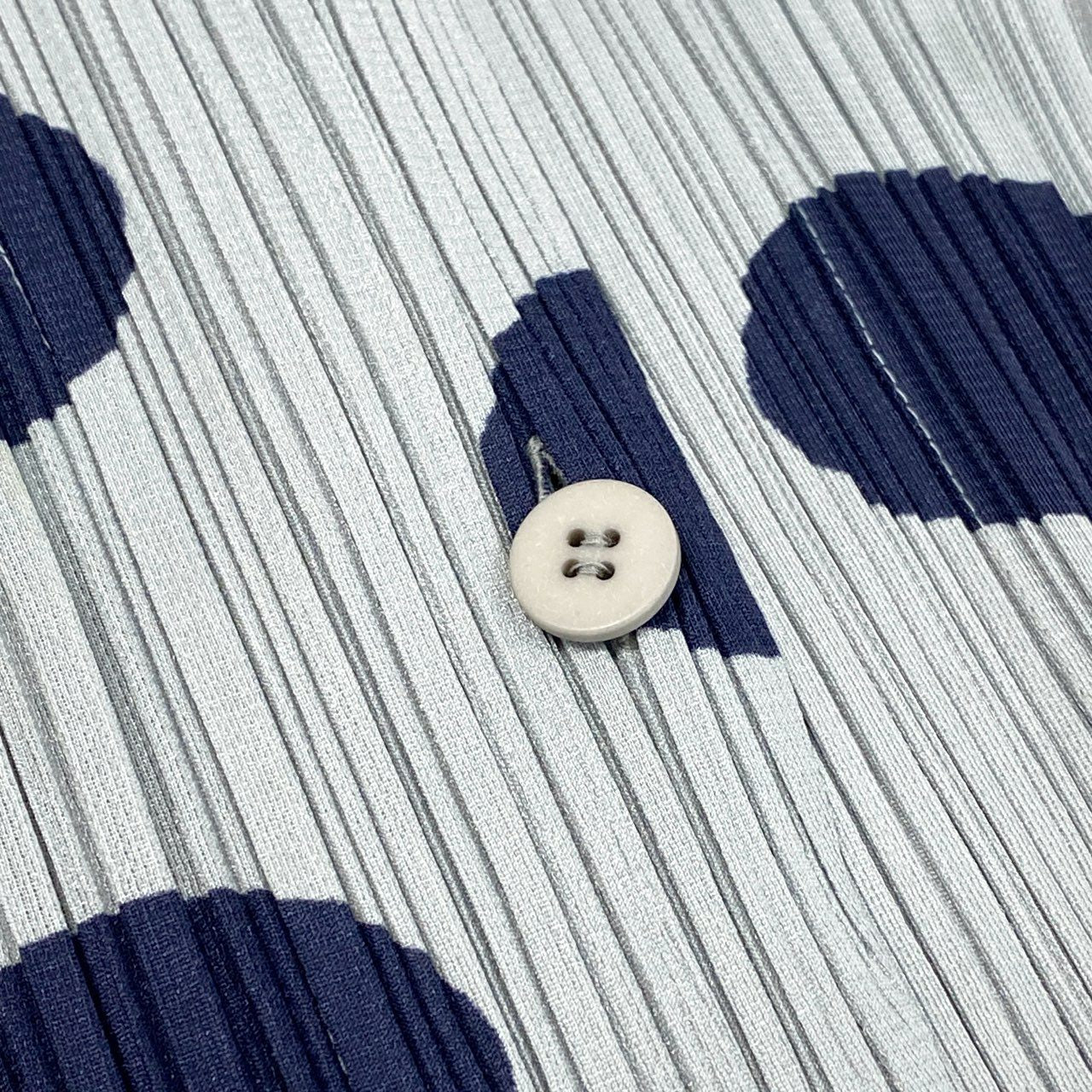 60f23 PLEATS PLEASE ISSEY MIYAKE プリーツプリーズ イッセイミヤケ ドット柄 セーラーカラー ノースリーブブラウス トップス カーディガン 羽織 日本製 PP41-JD681 3 ブルー