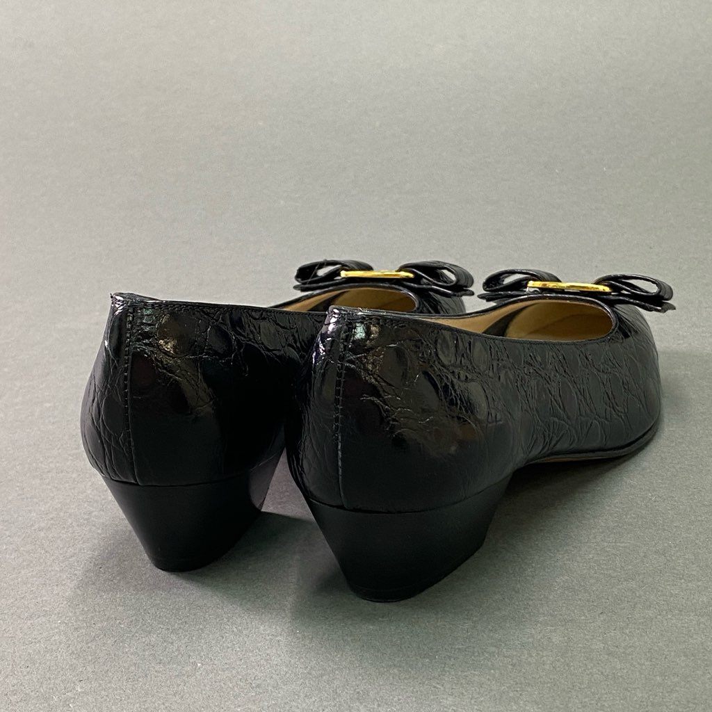 3e10 《美品》 Salvatore Ferragamo サルヴァトーレ フェラガモ VARA ヴァラリボン クロコ パンプス 7 ブラック レザー シューズ 革靴 箱付き
