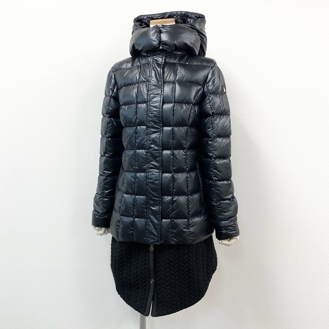 62g24 《未使用》 SNOWMAN NEW YORK スノーマン ニューヨーク レイヤード ダウンコート アウター 軽量ダウン フード付き 65S058 サイズS ブラック ナイロン レディース アウター_
