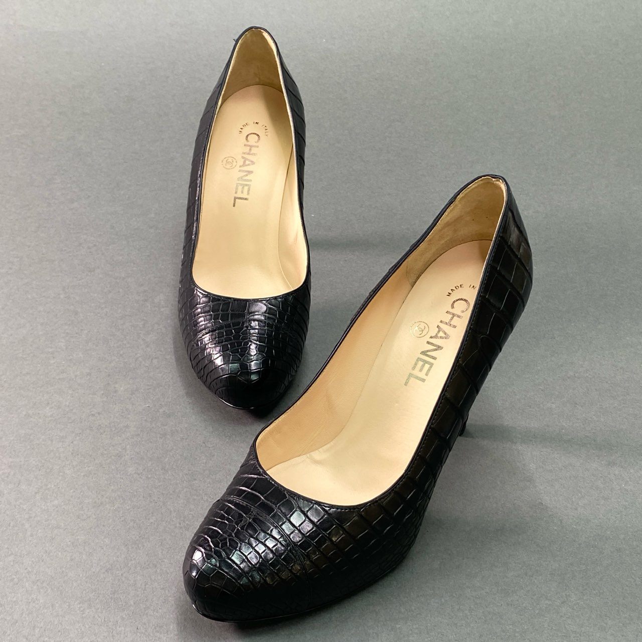 9g9 《極美品》 CHANEL シャネル ココマーク リアルクロコ パンプス 37 1/2 ブラック レザー クロコダイル シューズ 本革 イタリア