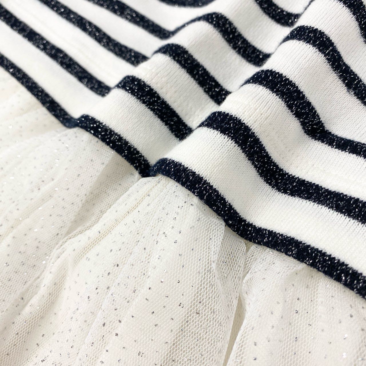 5i12 《未使用品》タグ付 PETIT BATEAU プチバトー ラメマリニエールチュール付 長袖ワンピース ボーダー柄 152 ホワイト ネイビー キッズ 子供服k02i