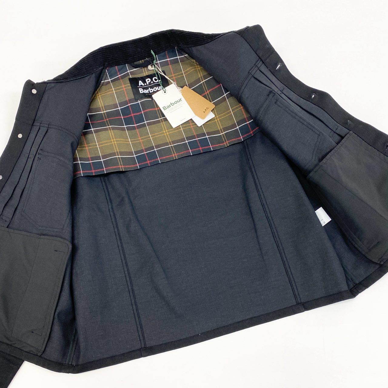38d28 【新品タグ付き】 A.P.C. × Babour アーペーセー バブアー SPEY スペイ デニムジャケット Gジャン 251MCAS173 サイズL ブラック 25ss 腕章ワッペン ノンワックス