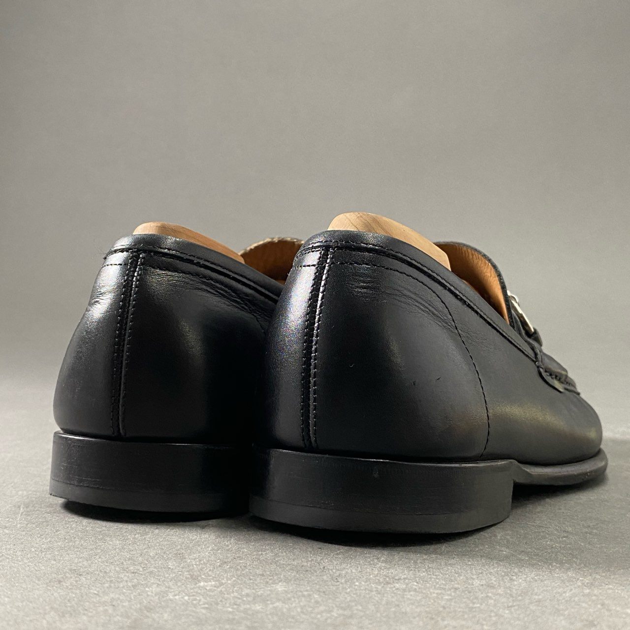 2f12 《美品》 Salvatore Ferragamo サルヴァトーレ フェラガモ ガンチーニ ローファー ホースビット 6 ブラック レザー イタリア製 シューズ