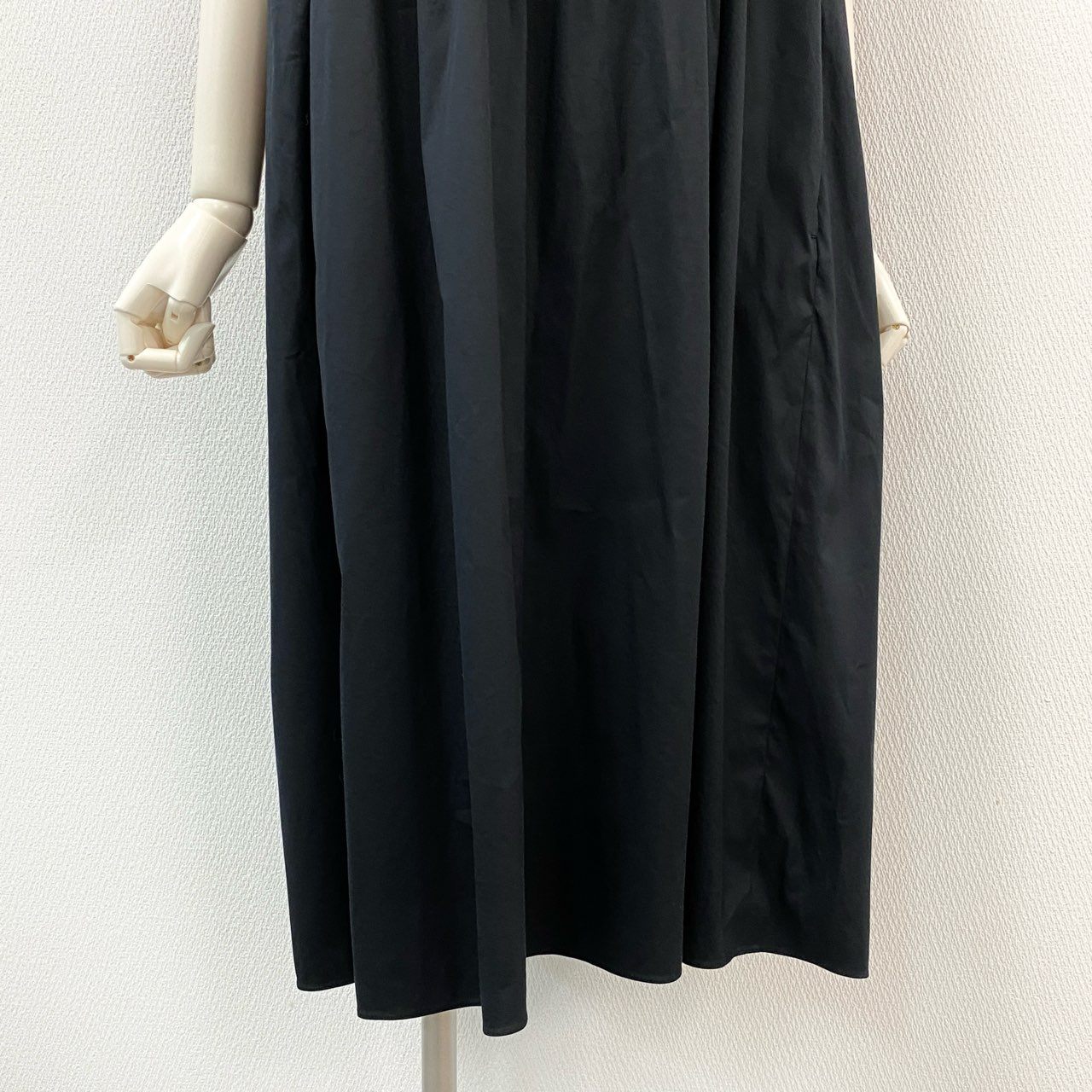 85i12 ’s Max Mara エスマックスマーラ ノースリーブワンピース ウエスト切替 ロング丈ワンピース レディース 女性用 155/80A ブラックu02t
