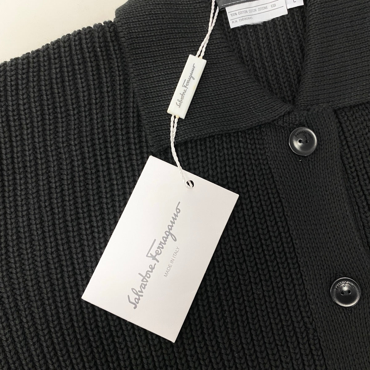 Ef25 【新品保管品】 Salvatore Ferragamo サルヴァトーレフェラガモ 半袖ニットカーディガン コットンニット タグ付き メンズ 男性用 136180843 L ブラック コットン100%u02t