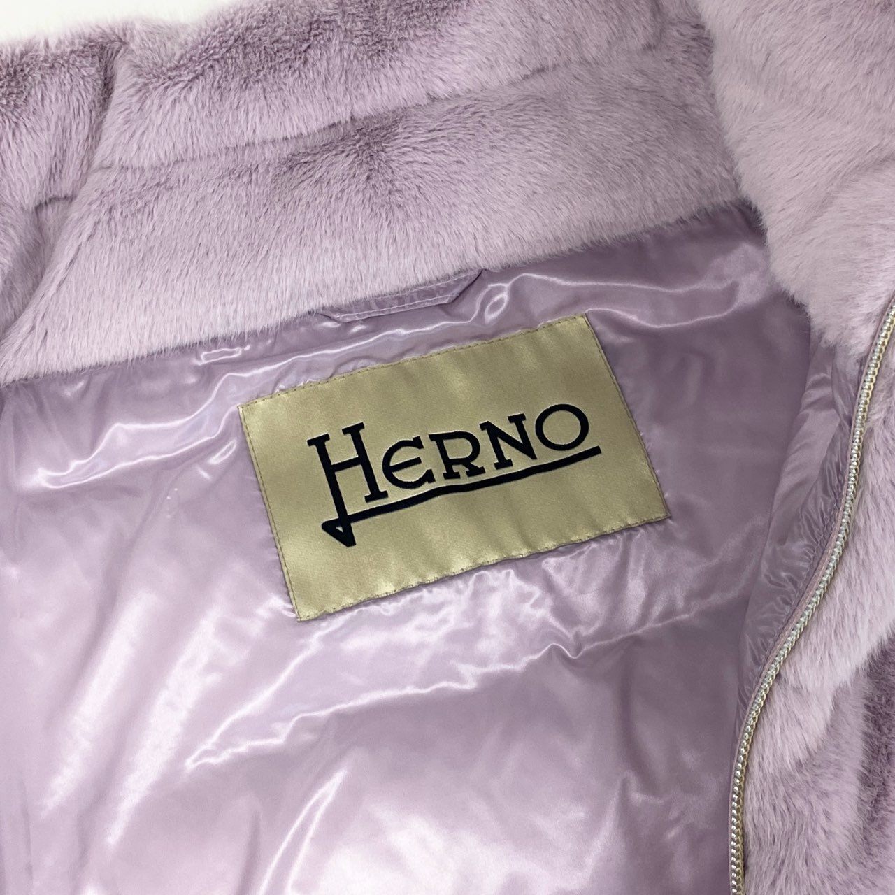 73f27 極美品 HERNO ヘルノ エコファージャケット ダウンジャケット ブルゾン アウター PI1166D サイズ40 ラベンダー レディース