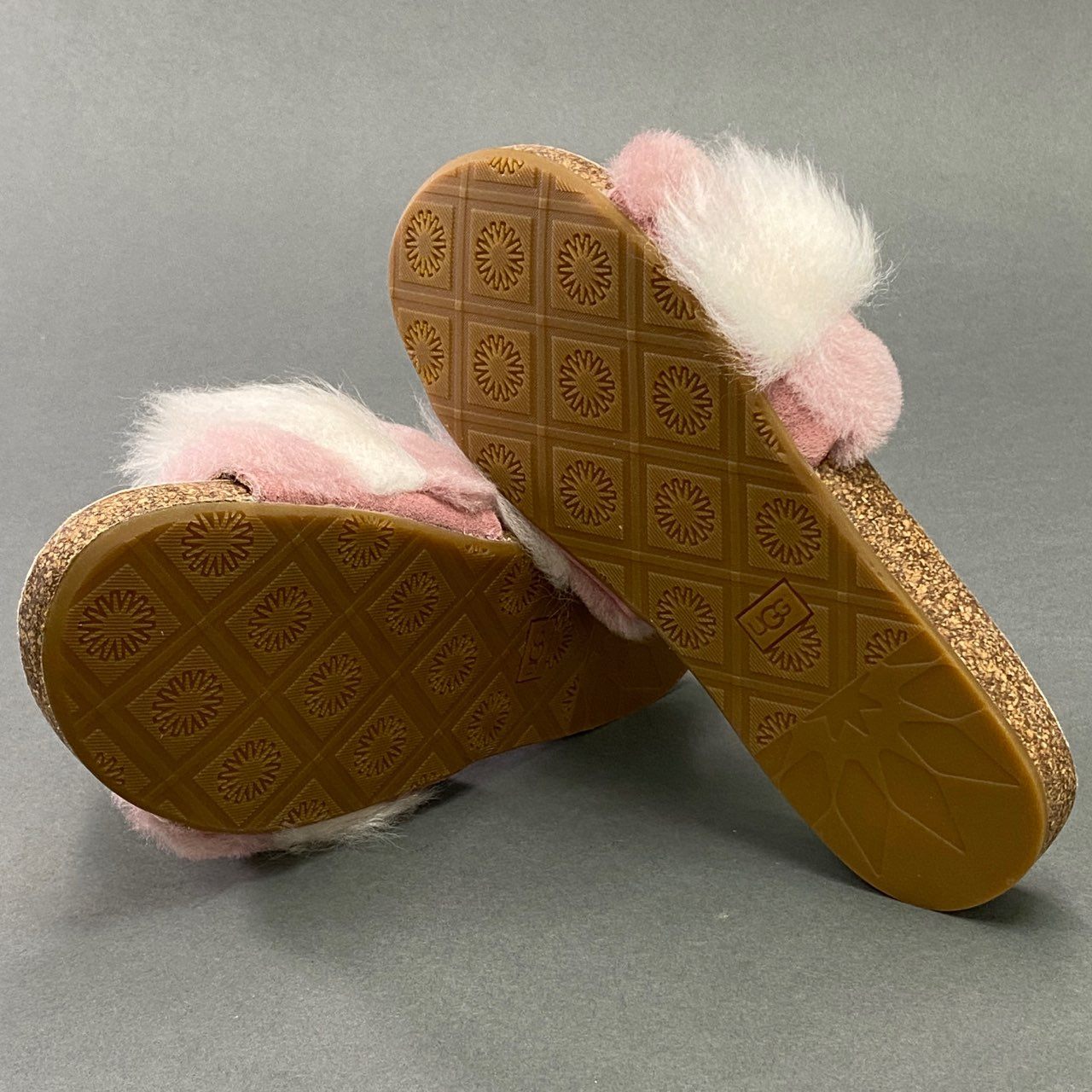 4a10 《未使用品》 定価¥17,600 UGG アグ W DIANE WISP ファーサンダル 22cm ピンク シューズ