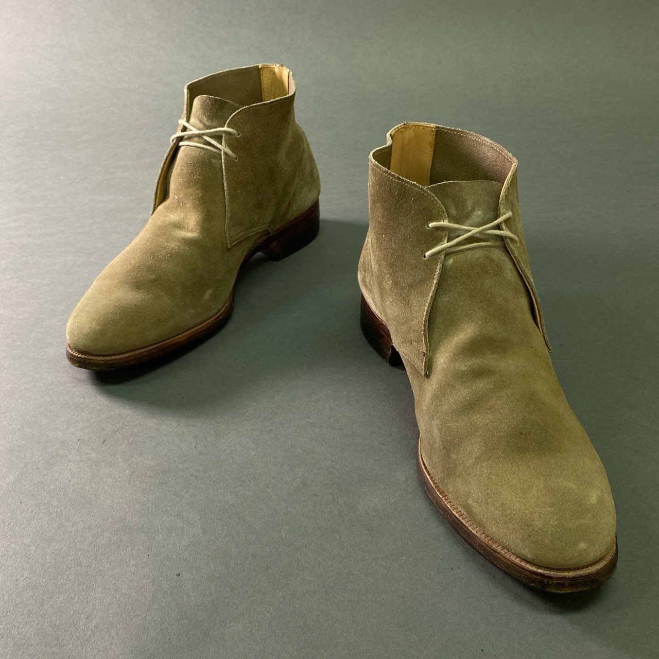 2b28 CROCKET & JONES クロケットアンドジョーンズ チャッカブーツ レザーブーツ スエードレザー BAYSWATER 英国製 メンズ 紳士靴 5983 9 1/2 ベージュ 本革