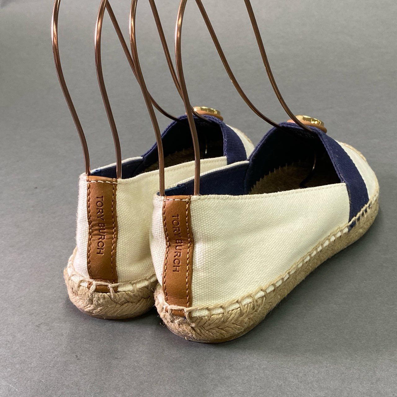 2f8 【未使用品】 TORY BURCH トリーバーチ BEACHER FLAT ESPADRILLE エスパドリーユ フラットシューズ 7 ホワイト 夏 箱付き