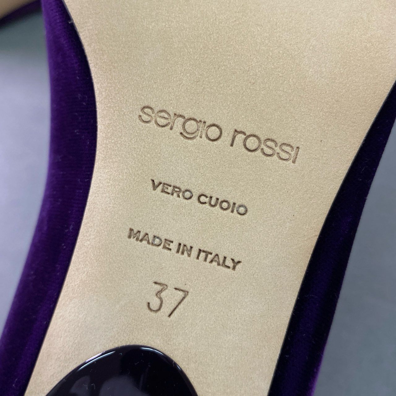 6b27 sergio rossi セルジオロッシ SR TWENTY ヒールパンプス テーパードトゥ ミディヒール ベルベット クリスタルビジュー イタリア製 保存袋付属 A92860 37  パープル