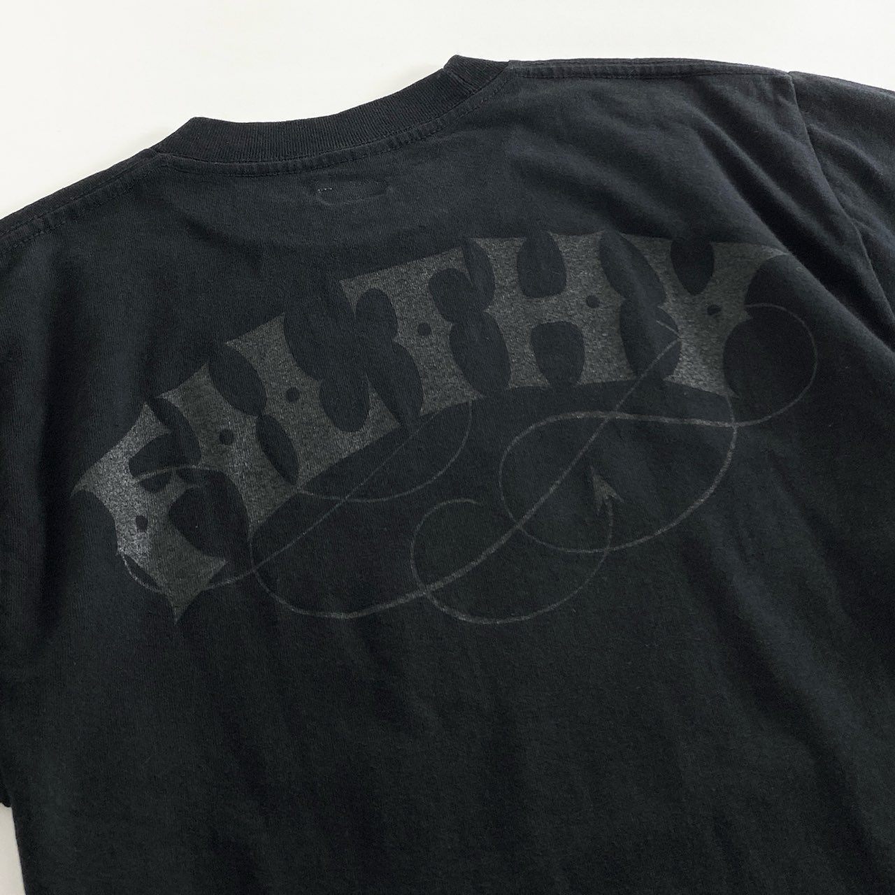 59g26 RATS ラッツ クルーネック Tシャツ 半袖カットソー ショートスリーブ ロゴプリント トップス ブラック