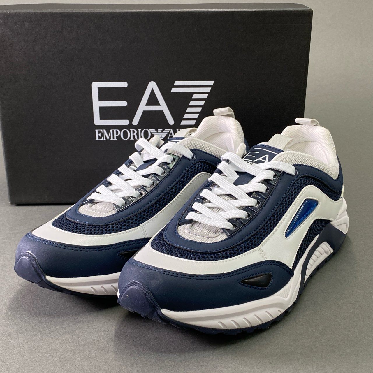 1f8 《美品》 EA7 EMPORIO ARMANI エンポリオアルマーニ Trainers スニーカー X8X061 26cm ネイビー ホワイト シューズ 箱付き