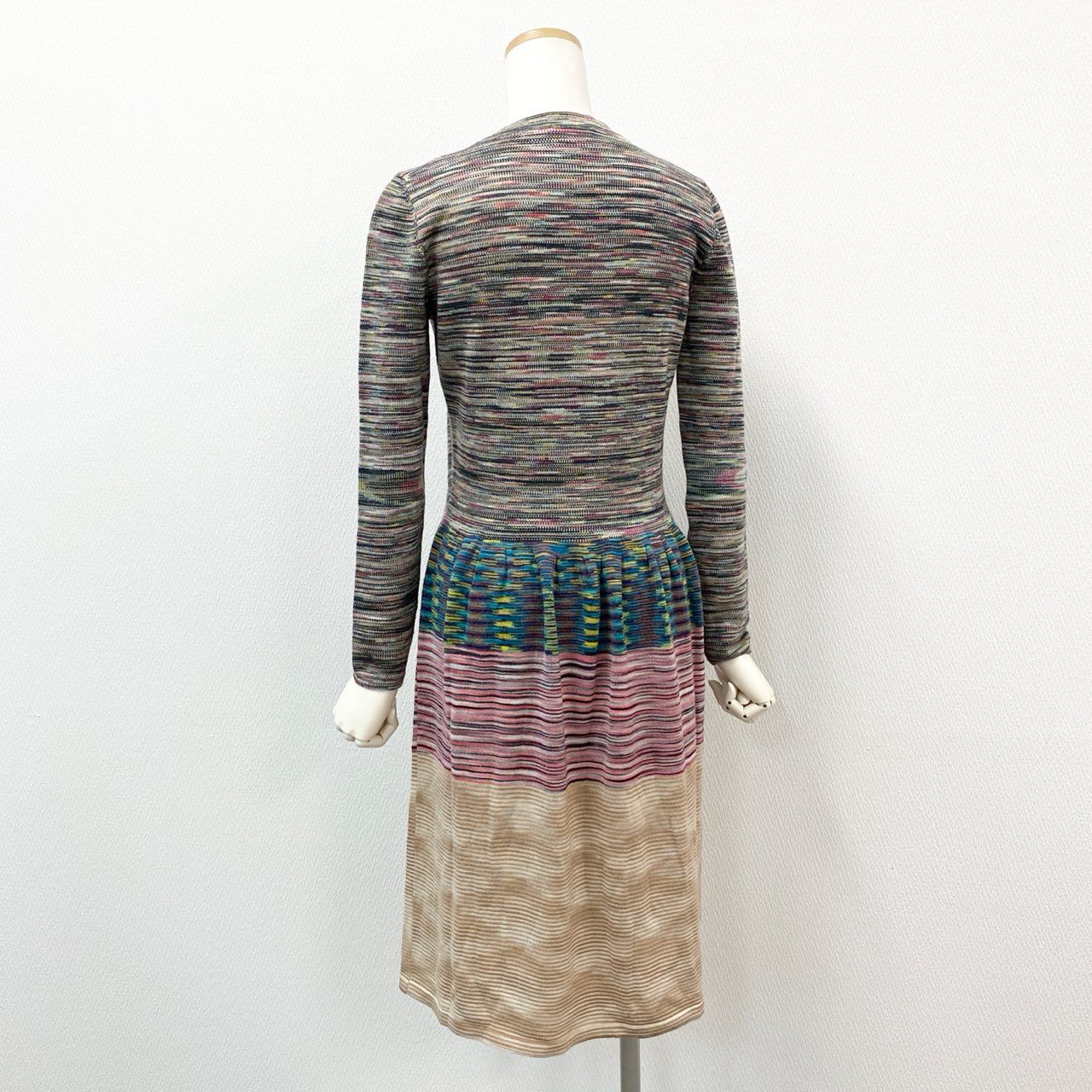 75f24 《美品》 MISSONI ミッソーニ Aライン ニットワンピース 40 マルチカラー セーター イタリア製 トップス 女性服