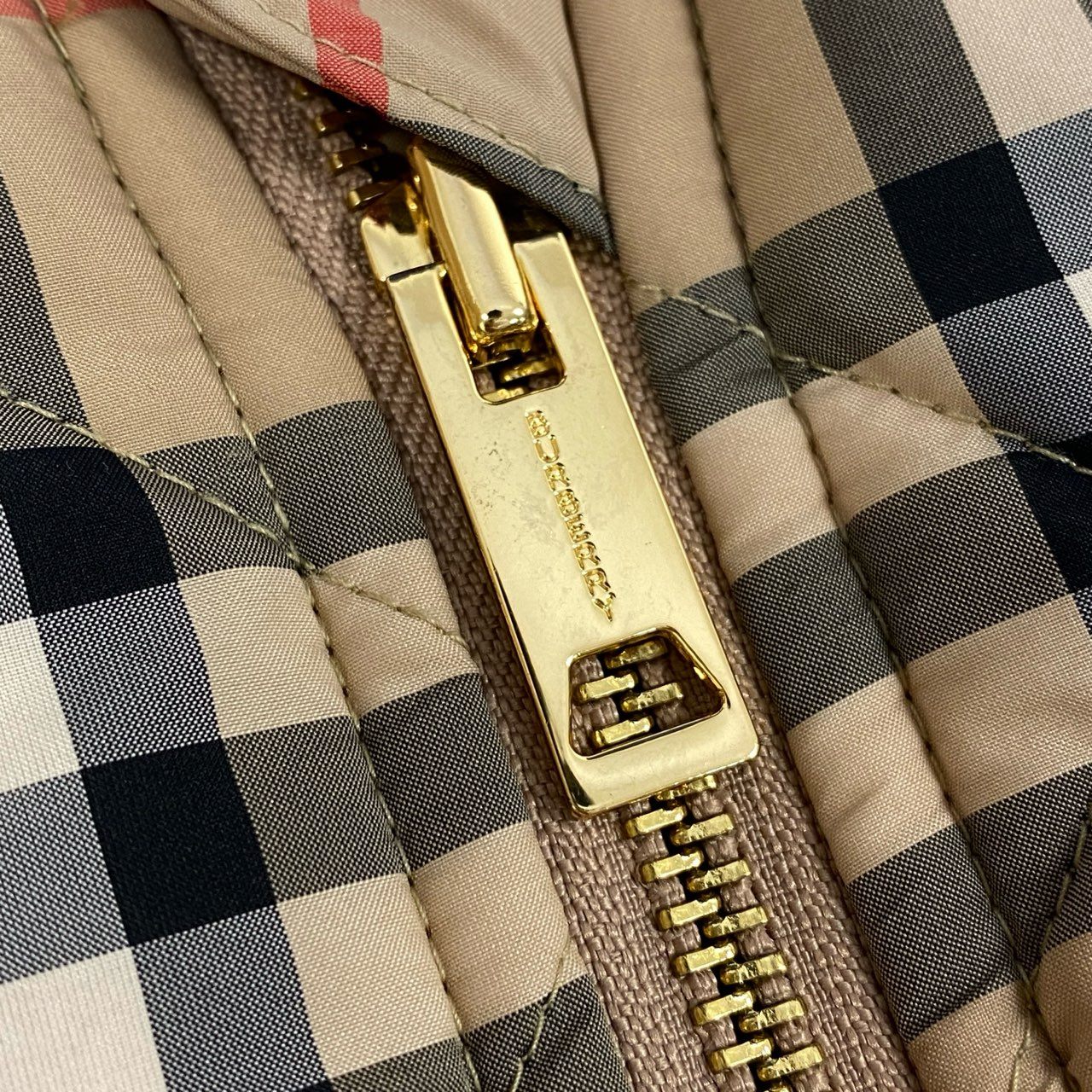 Ic18 BURBERRY バーバリー ノバチェック 中綿ジャケット ノーカラージャケット ジャンパー レディース 女性服 14Y/レディースM相当 ベージュ系k02i