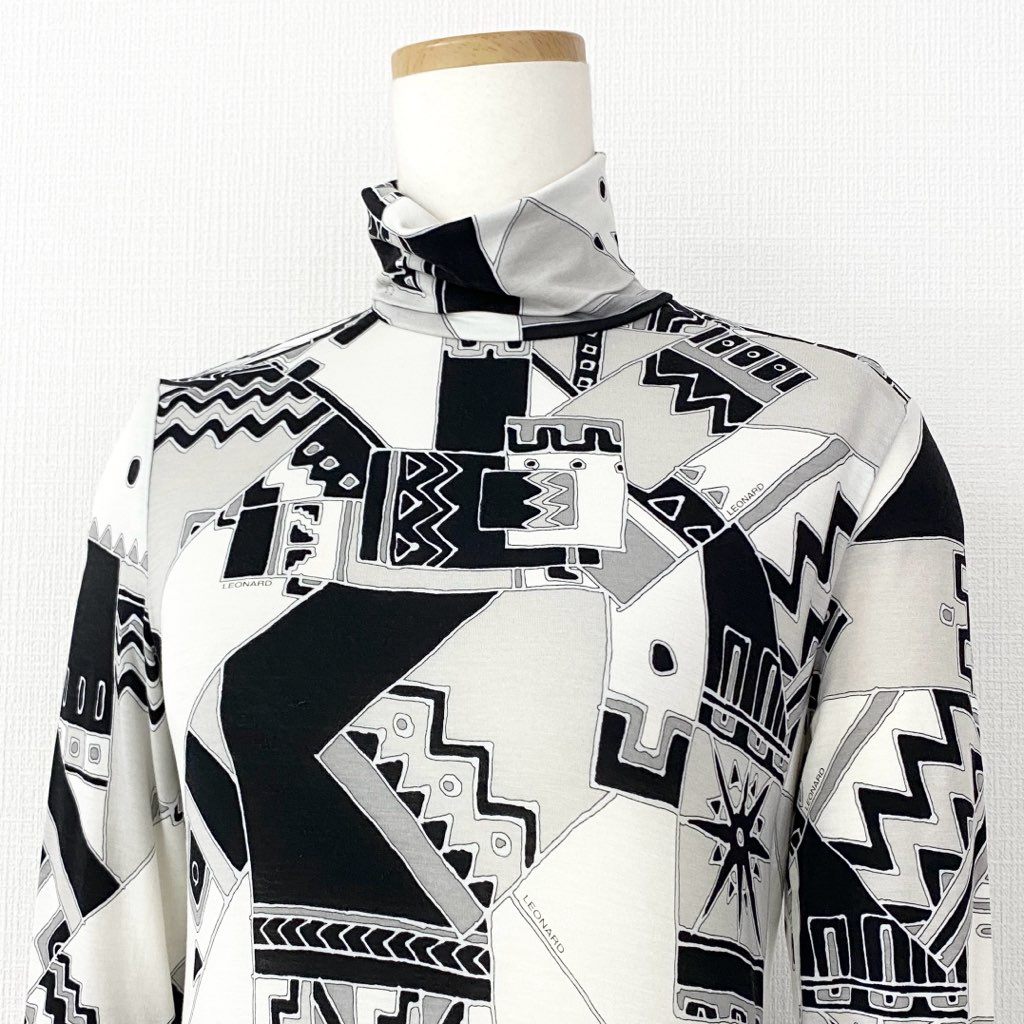 5e8 LEONARD SPORT レオナール スポーツ タートルネック 長袖Tシャツ ロングスリーブカットソー トップス 伸縮ストレッチ サイズ38 ブラ ック ホワイト レディース 日本製