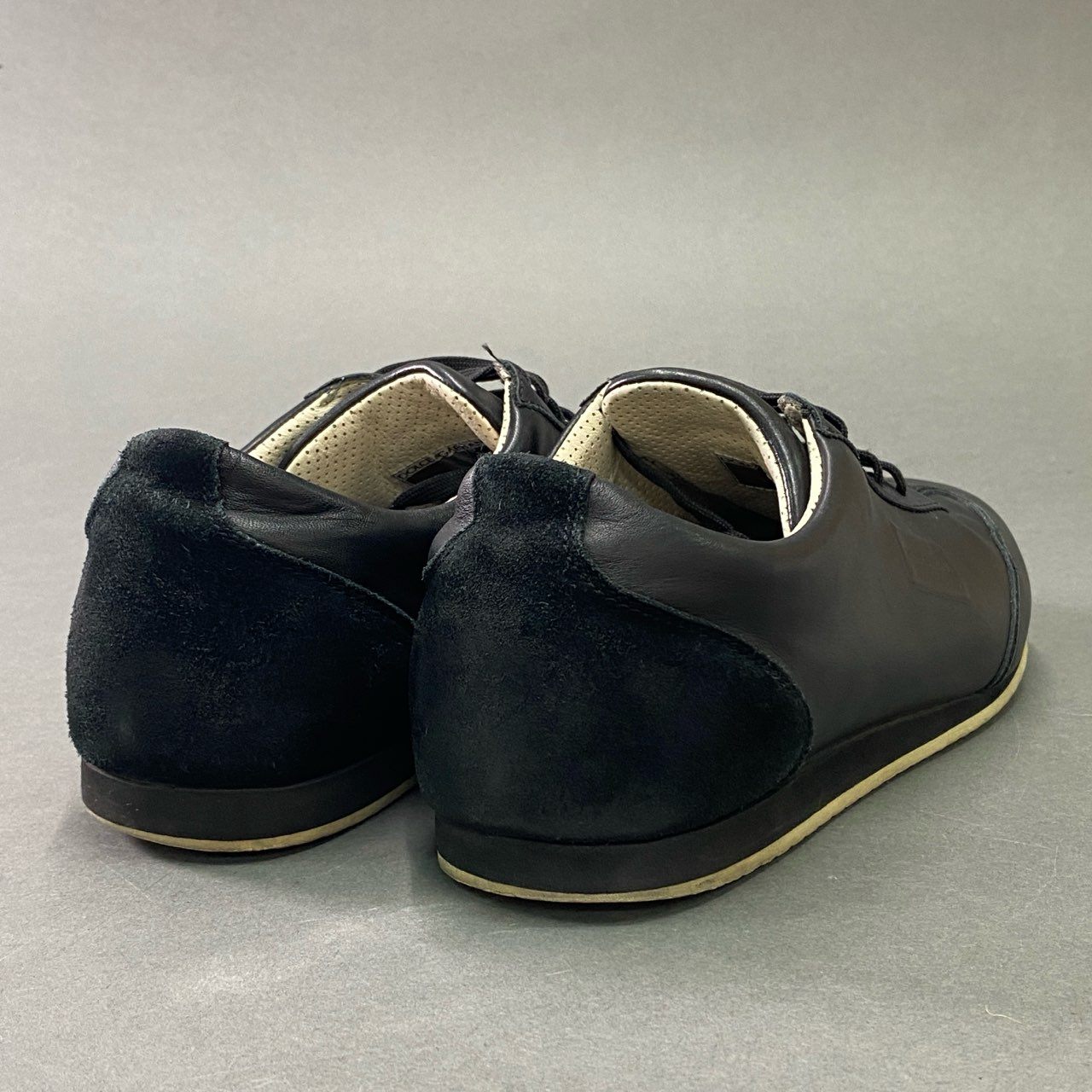 6b17 DOLCE&GABBANA ドルチェアンドガッバーナ レザーローカットスニーカー 9 ブラック Leather ロゴ型押し スエード シューズ D&G ドルガバ