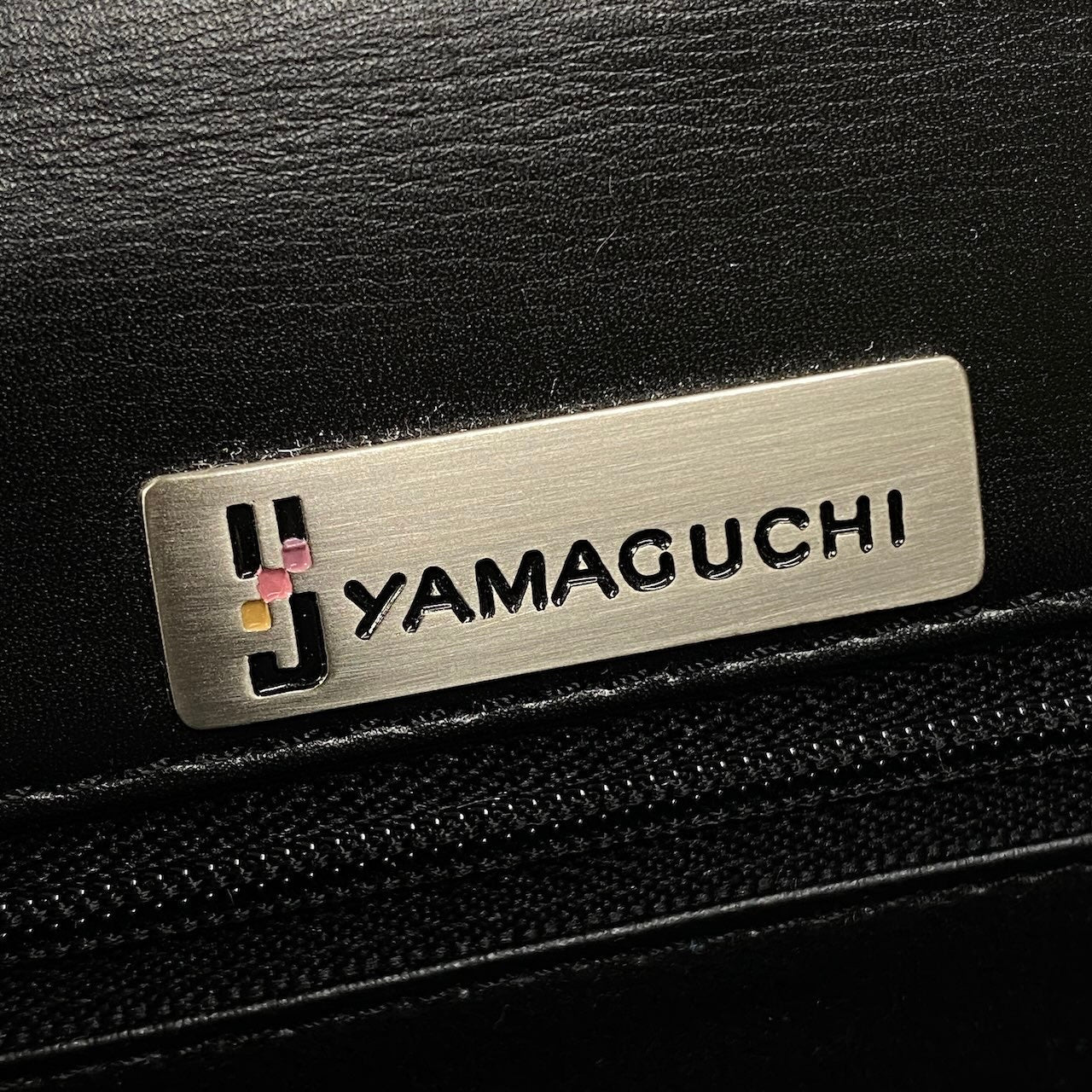 Ai10 YAMAGUCHI ヤマグチ 本クロコ シャイニングクロコ ハンドバッグ ブラック レザー レディース 女性用k02i