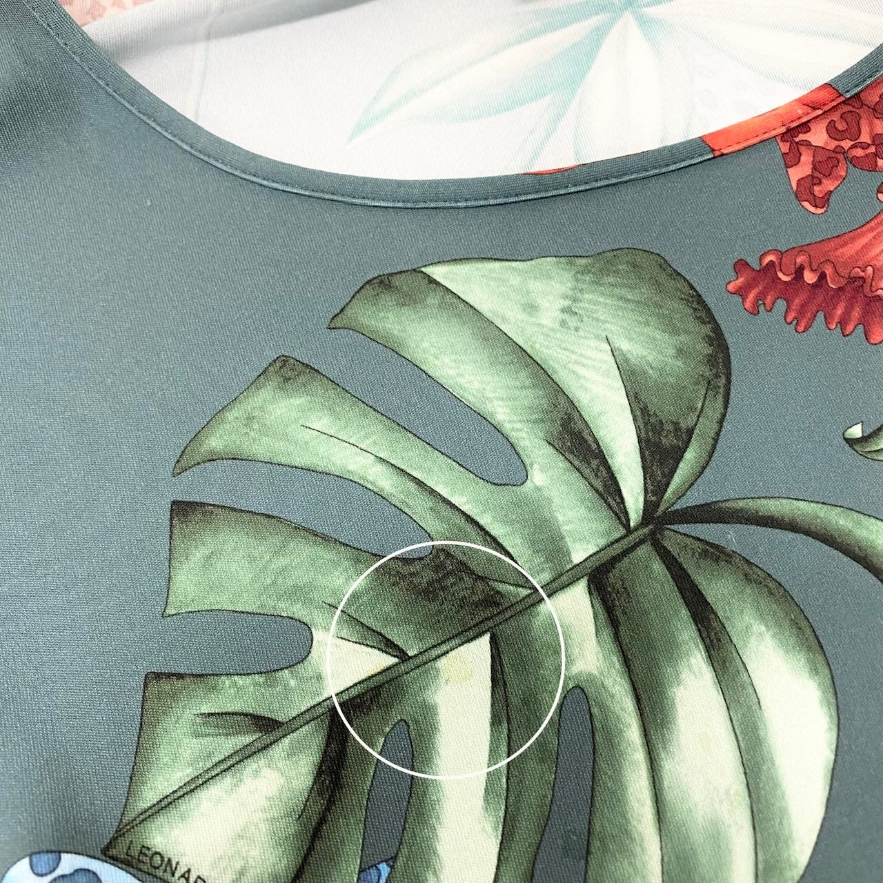 15d12 LEONARD PARIS レオナール ロングスリーブワンピース 美しい花柄プリント 膝丈 ウエストリボン付 イタリア製 サイズ38 グリーン系 ナイロン100% レディース 女性用u02t