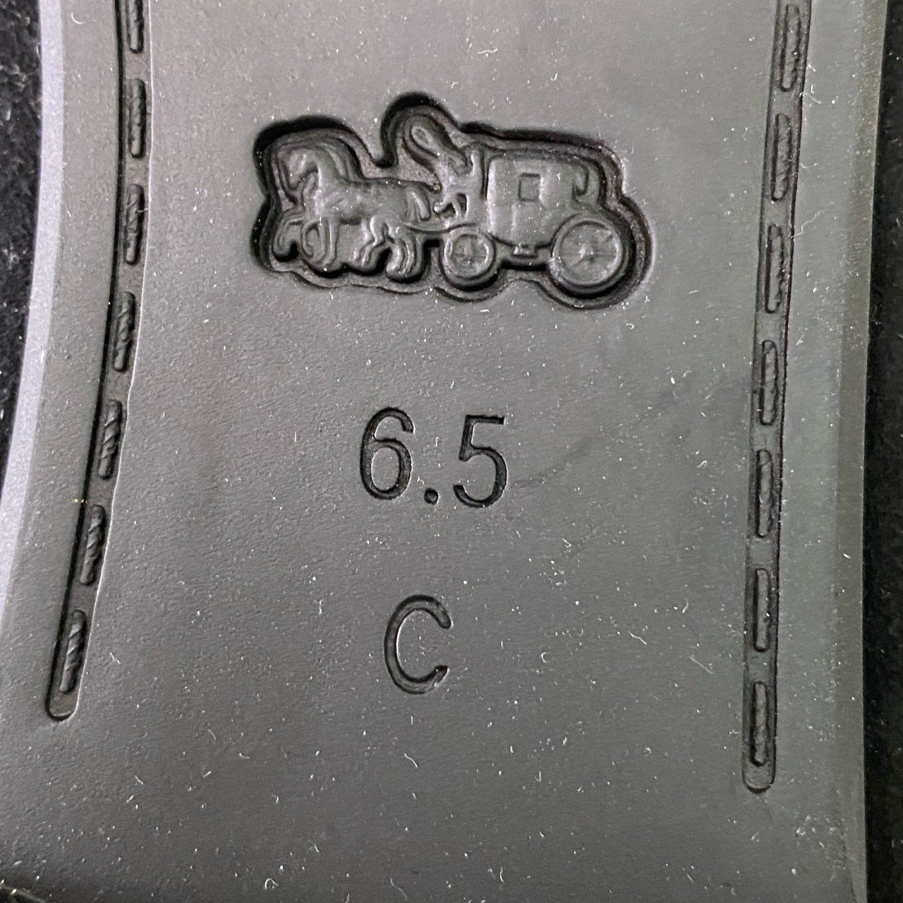 6d15 《未使用品》 COACH コーチ VIERRA SUEDE SKIMMER スウェードフラットパンプス G5224 6.5 ブラック スエードレザー シューズ セレモニー フォーマル 箱付き