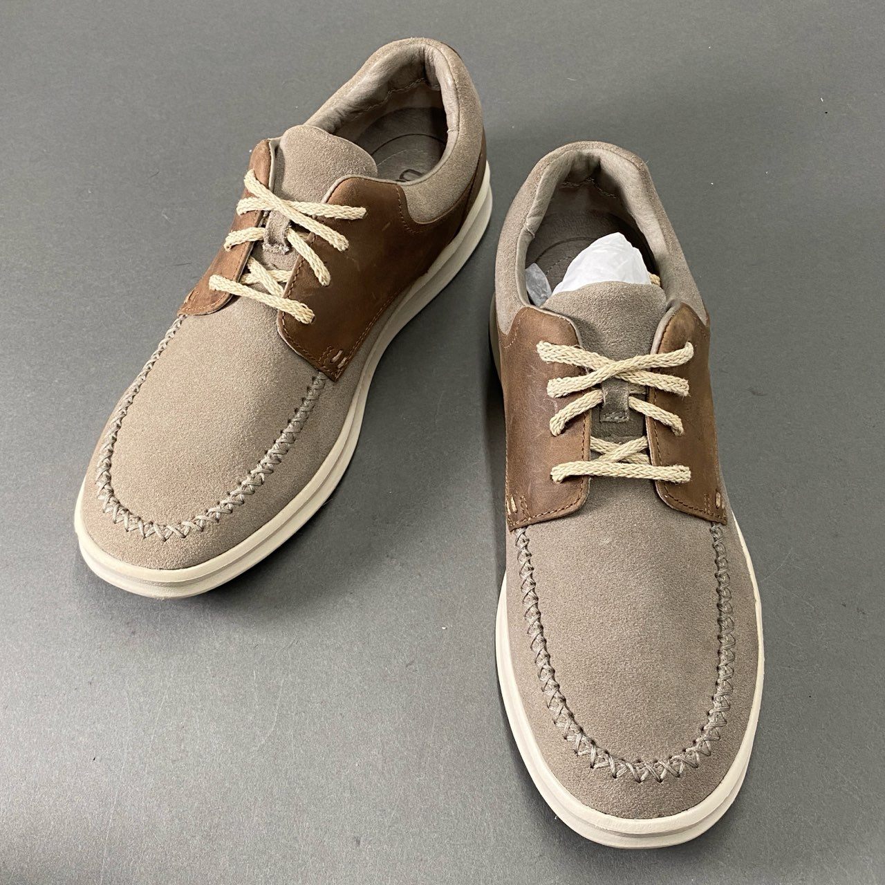 13L22《未使用》UGG アグ ローカットスニーカー レザースニーカー 9(27cm) メンズ 通年向け