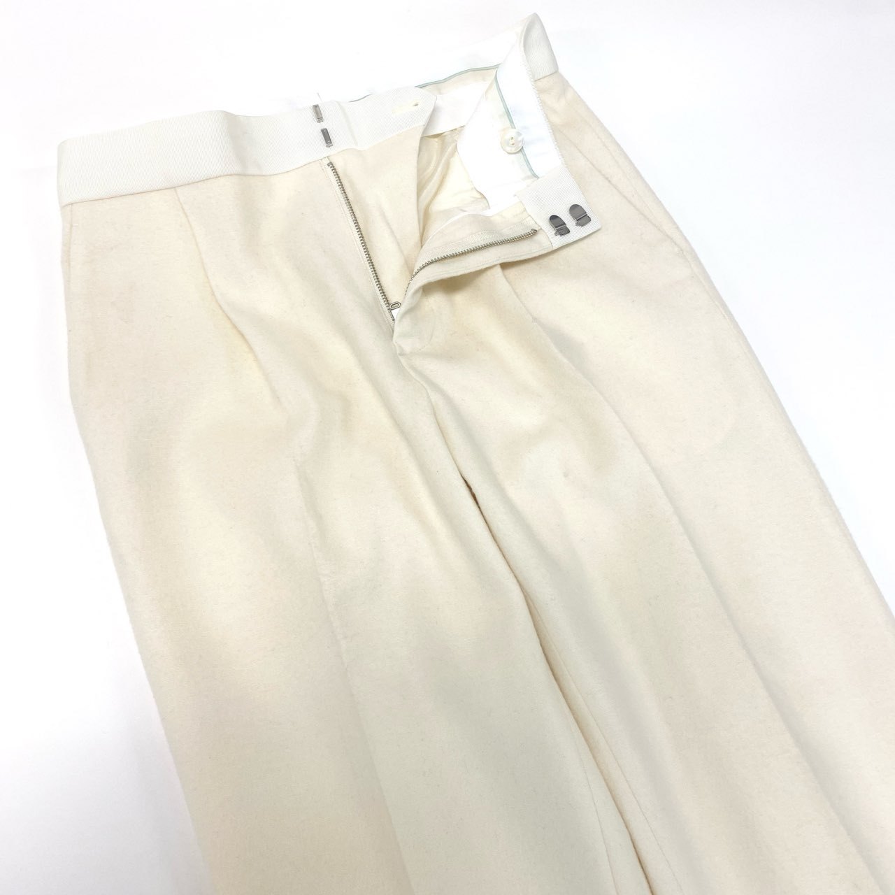23i17 Drawar ドゥロワー フラノパンツ スラックス テーパードパンツ 6514-236-1251 サイズ38 アイボリー系 ウールカシミヤ レディースu02t