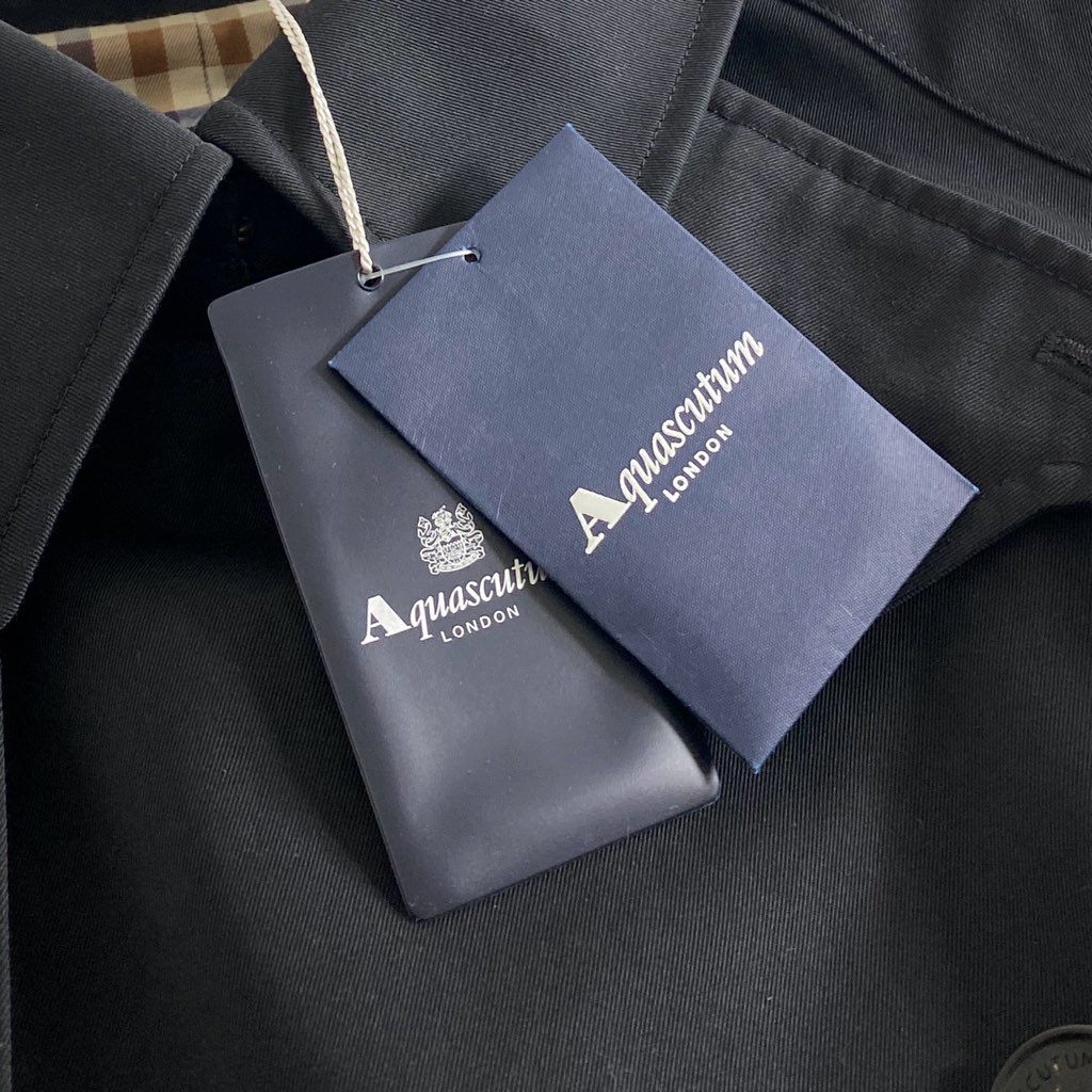 10e3 【タグ付き】 英国製 定価190,000円 Aquascutum アクアスキュータム KINGSGATE キングスゲート トレンチコート 226 9451 152 サイズ40 ネイビー メンズ 紳士 アウター
