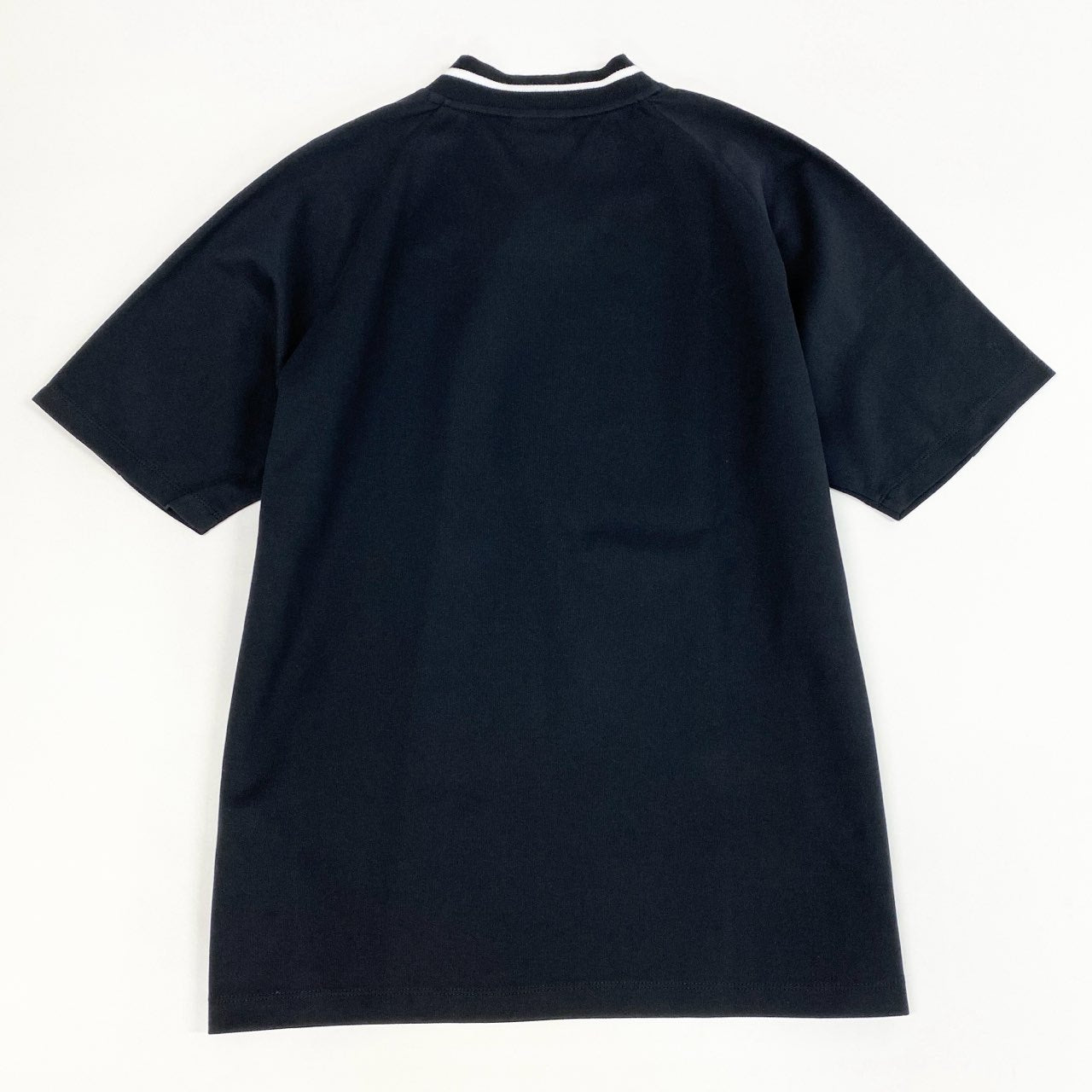68j15 《未使用保管品》 HUGO BOSS ヒューゴボス 半袖Tシャツ カットソー Vネック コットンブレンド メンズ 紳士服 トップス M ブラックu02t