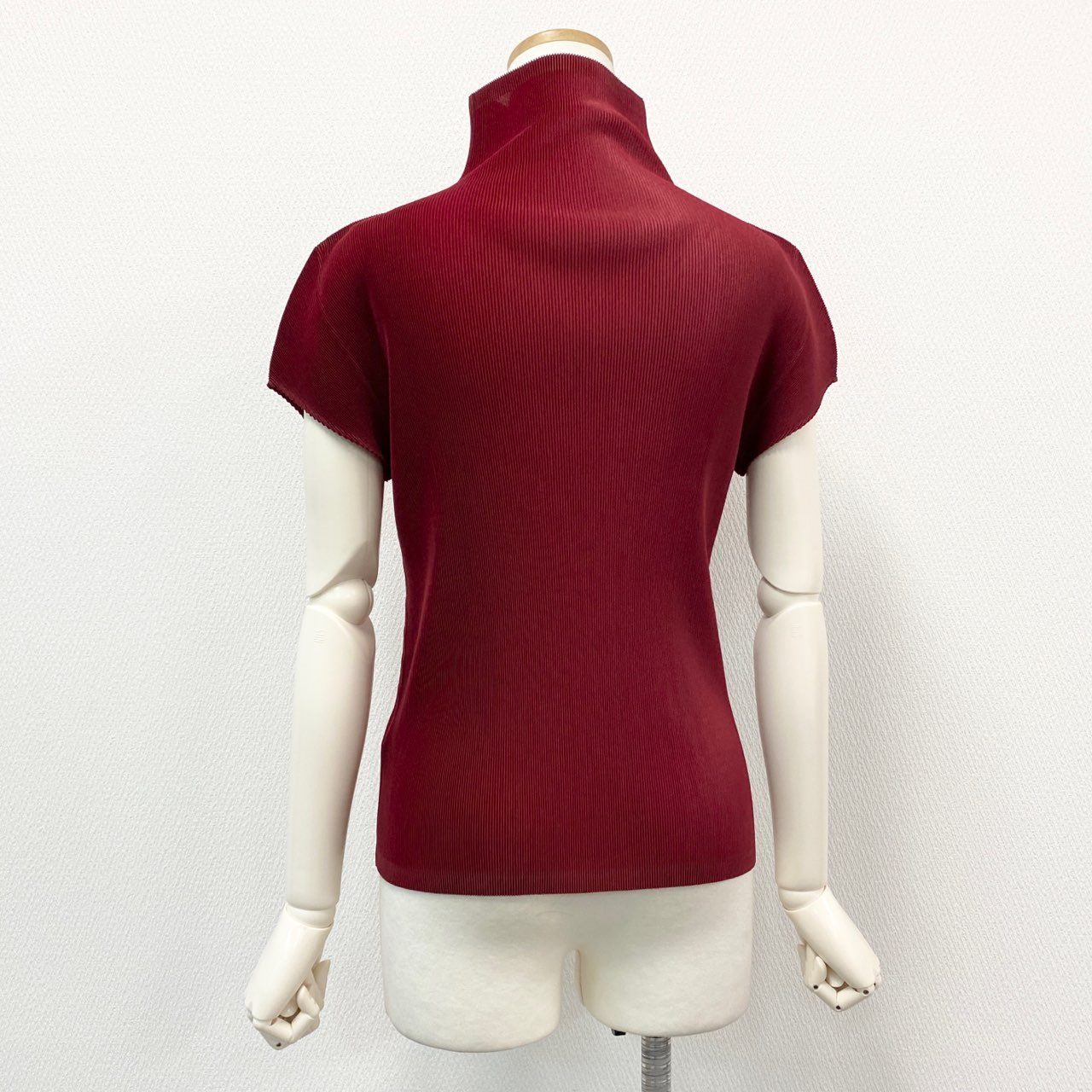 47b28 PLEATS PLEASE プリーツプリーズ イッセイミヤケ プリーツ加工 カットソー トップス レッド ポリエステル100% レディース