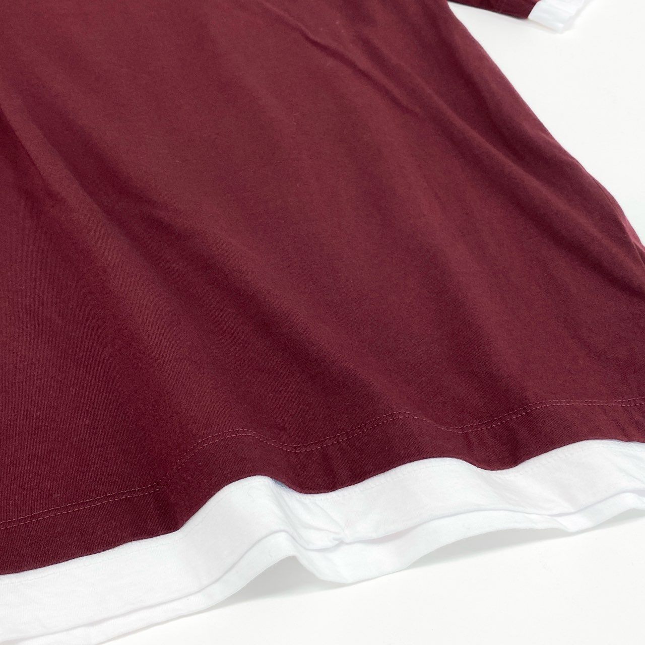 84e30 PRADA プラダ コットンTシャツ トライアングルロゴ レイヤードデザイン クルーネック カットソー 半袖 ACU1 2024 82 UJN912 Sサイズ ボルドー