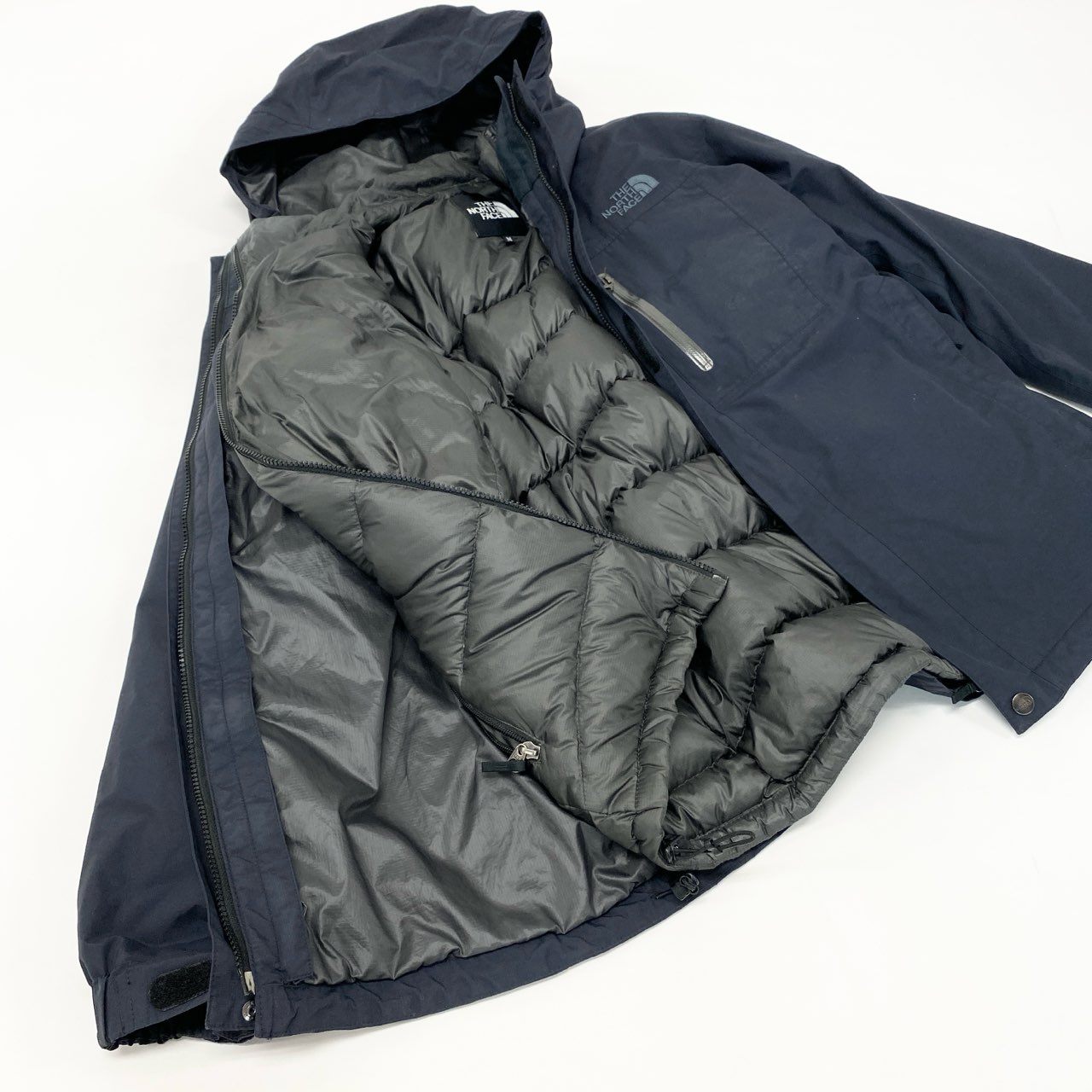 73j28 THE NORTH FACE ザノースフェイス ZEUS TRICLIMATE JACKET ゼウス トリクライメイト ナイロンジャケット アウトドア ダウンライナー付 NP61641 M ネイビーo07t