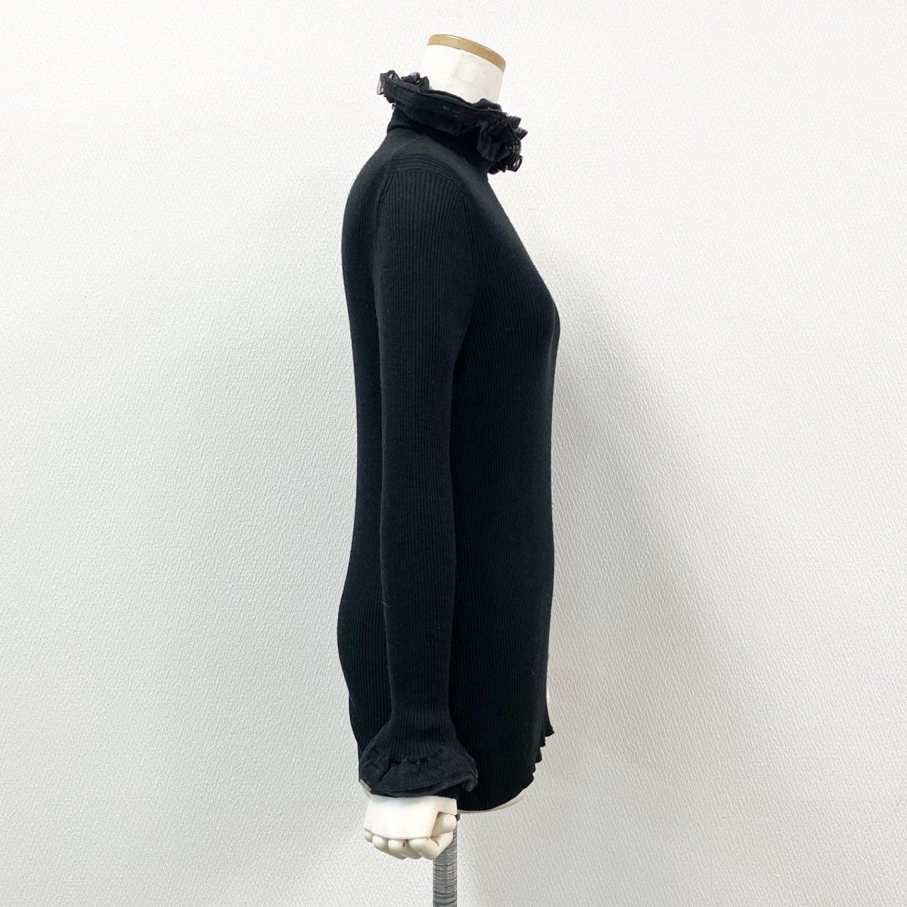 34d4 CHANEL シャネル リブニット 長袖セーター トップス フリル ココマーク装飾 P51988K06686 サイズ40 ブラック レディース