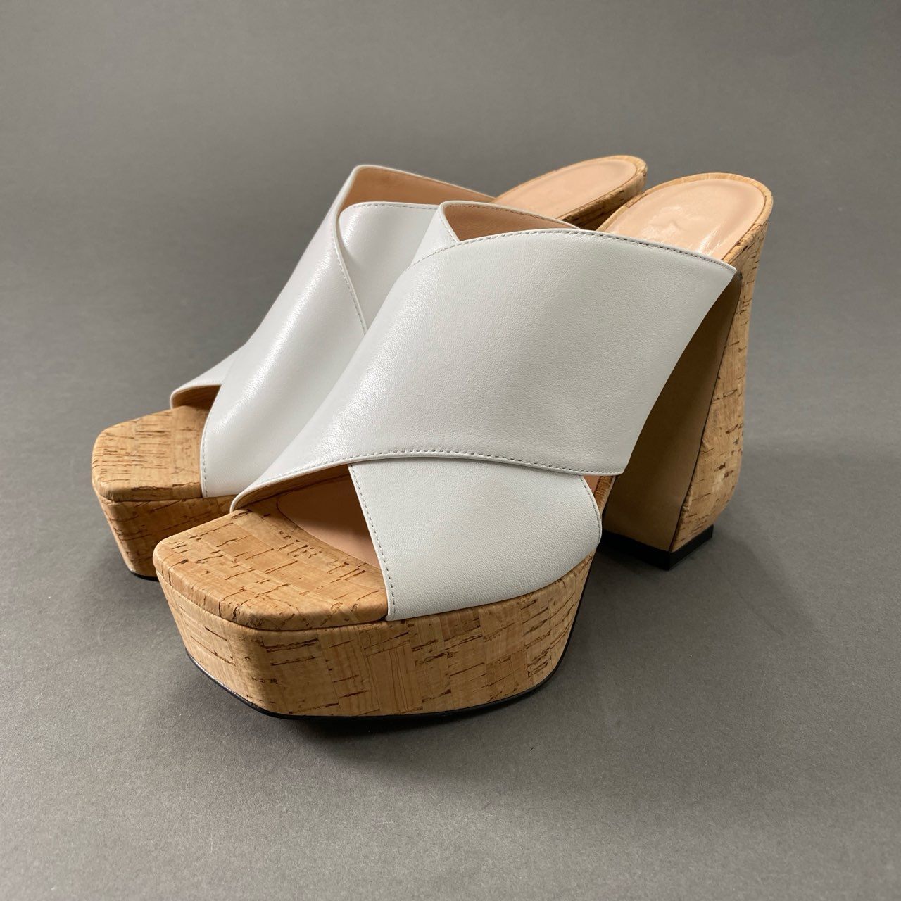 3f17 《極美品》定価¥104,500 SI ROSSI by SERGIO ROSSI セルジオロッシ Mules and clogs コルクヒール サンダル パンプス 39 ホワイト レザー イタリア製 シューズ