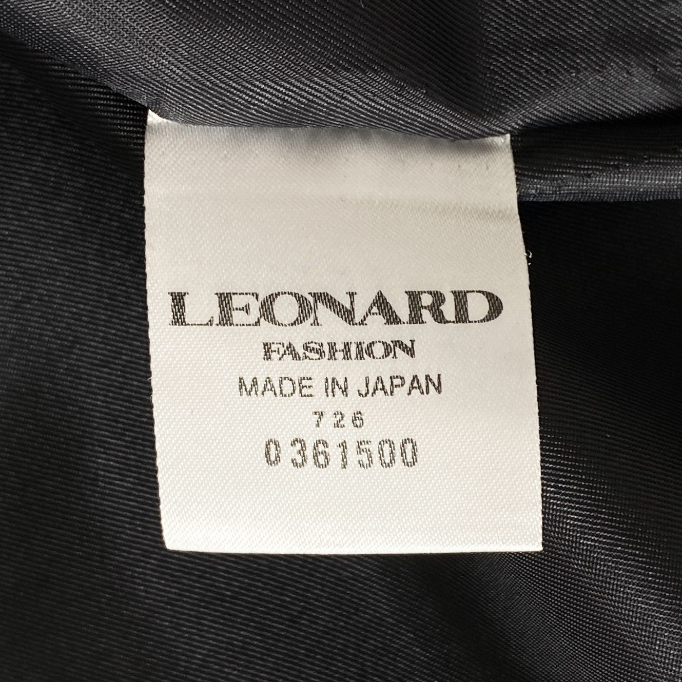 56d15 LEONARD FASHION レオナール ノーカラージャケット 総柄コート ショート丈 ブラック ウール100% レディース 日本製 L相当 婦人服 ジュエリープリント