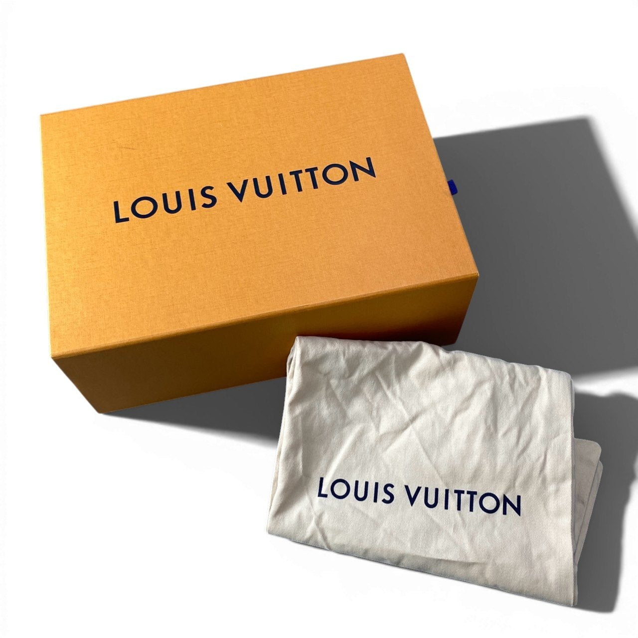 【未使用】LOUIS VUITTON ルイヴィトン ビジュー×ラインストーン ディーヴァ ラインミュール サンダル サイズ36 ブラック サテンk02i