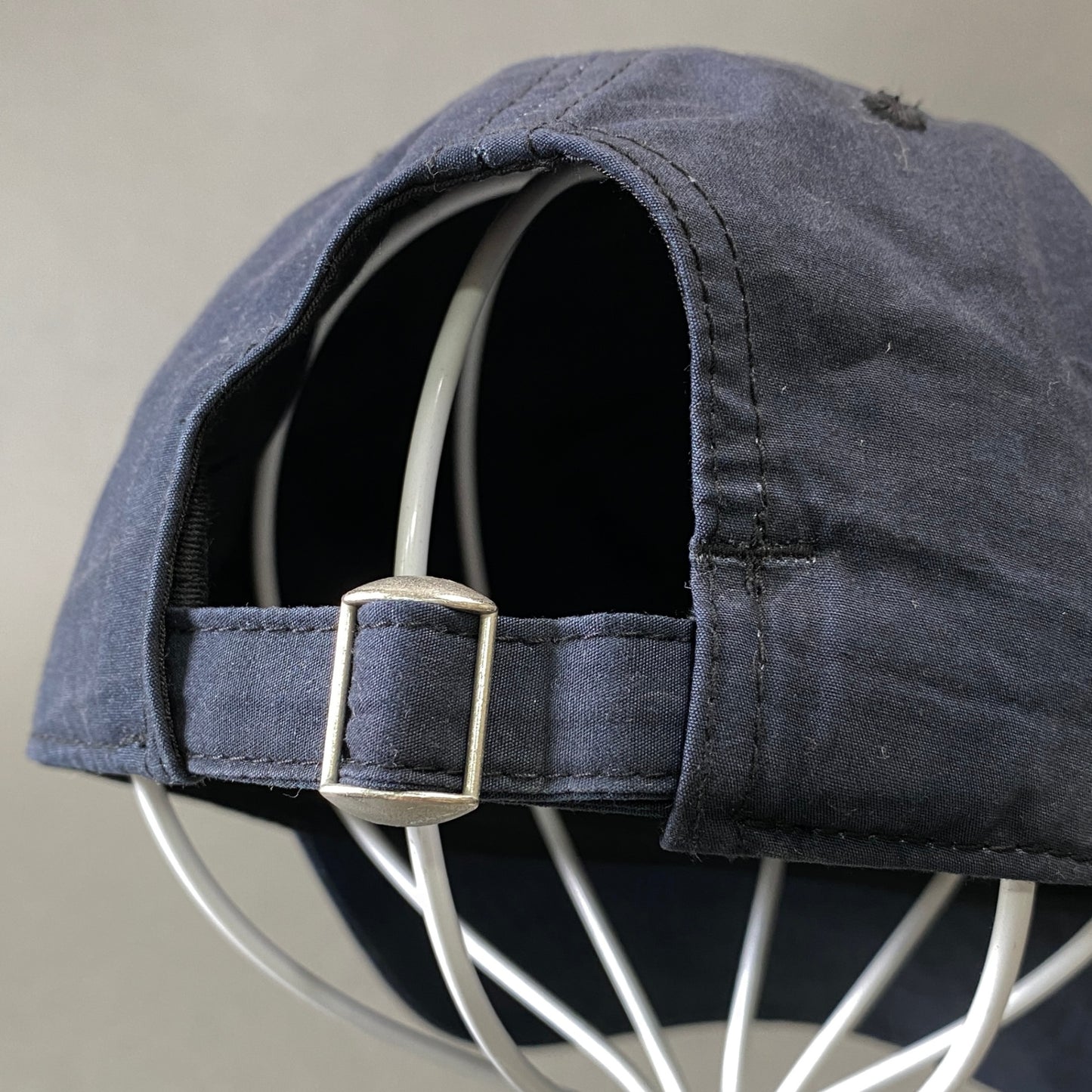g29 KITH キス ボックスロゴ キャップ 6パネルキャップ 帽子 ブラック系 コットン メンズ 紳士服k02i
