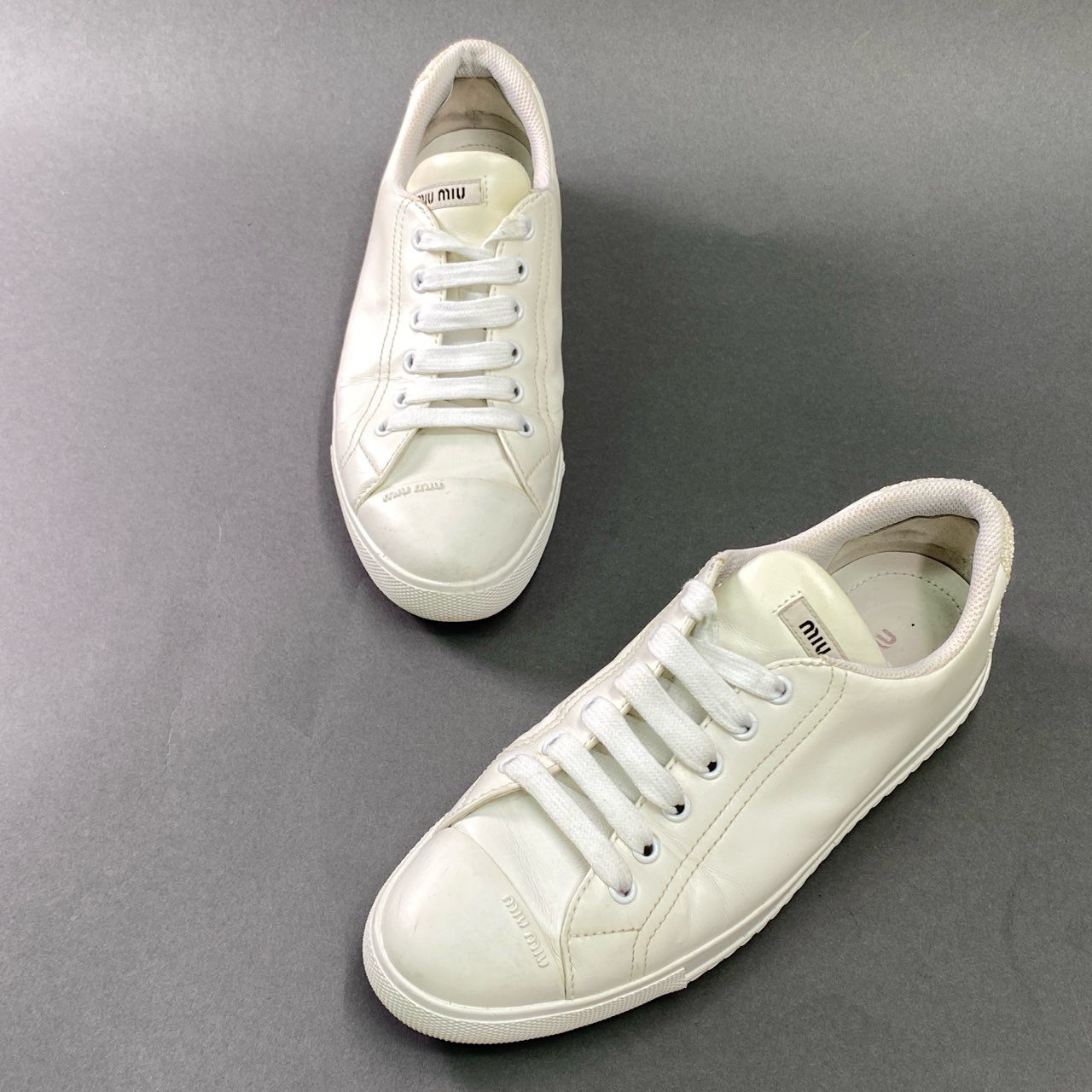 3l19 miumiu ミュウミュウ バックグリッター レザースニーカー 37 ホワイト Leather ラメ シューズ
