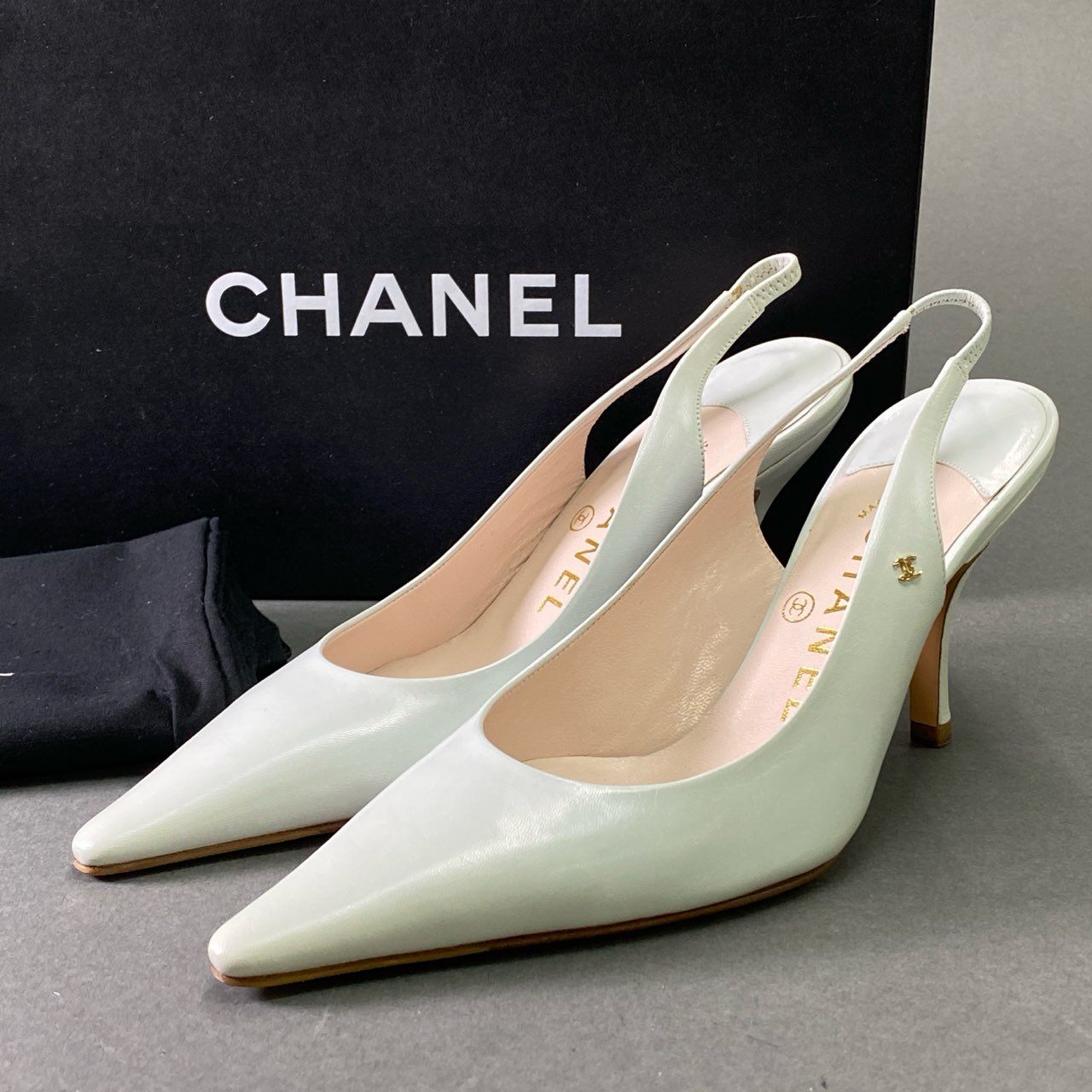 3e16 《極美品》 CHANEL シャネル スリングバック パンプス 34 1/2 ミストブルー レザー シューズ イタリア製 箱付き