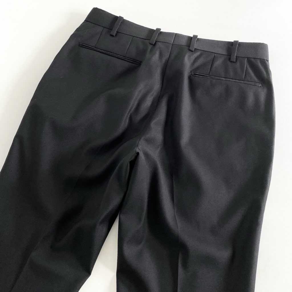 45f12-2 《美品》 KASHIYAMA オンワード樫山 2ボタン シングルスーツ セットアップ 3ピーススーツ 2022年製造 無地 冠婚葬祭 サイズS相当 ブラック メンズ 男性用
