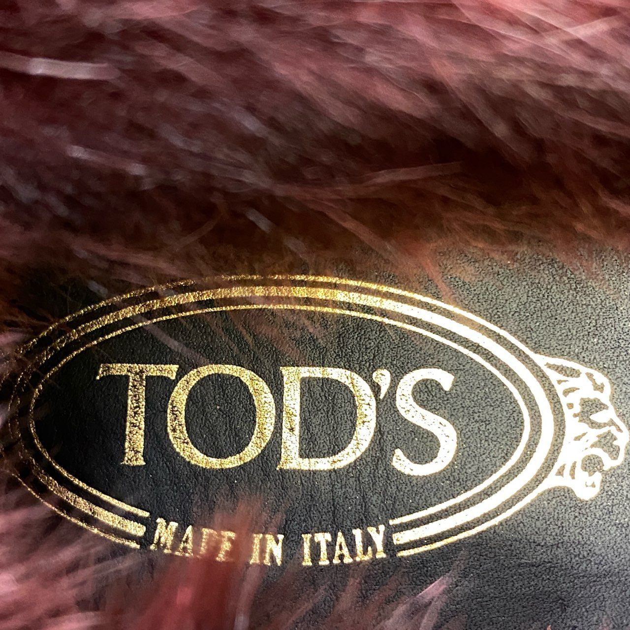 5j16 《極美品》 TOD`S トッズ 定価¥135.200 GOMMINI MATELASS DOPPIA T FUR J41 ドライビングシューズ フラットシューズ ファー キルティング スエード レザー XXW00G0Y630J4I01BA 40 レッドu02t