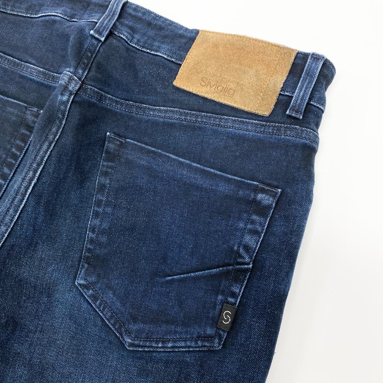 65j9 《美品》Siviglia シヴィリア テーパードデニムパンツ ストレッチ素材 PALAZZO 2004 D0072 32サイズ インディゴ メンズo07t