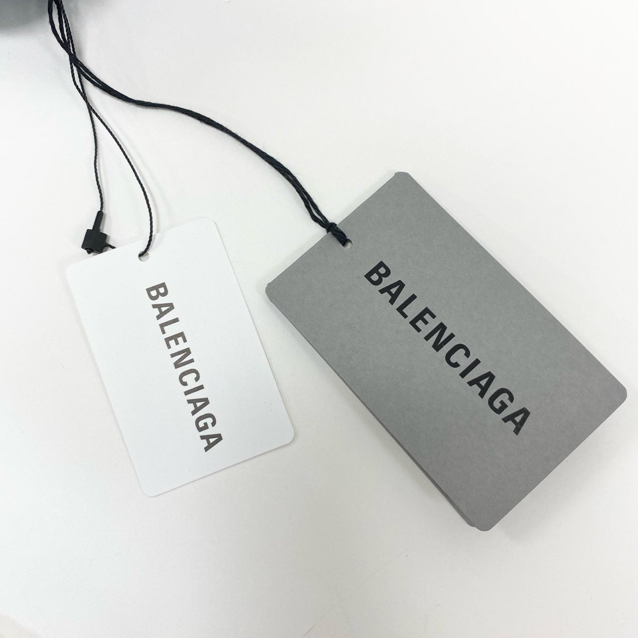 22i16 《未使用品》タグ付 BALENCIAGA バレンシアガ ロゴエンブロイダリー ダメージ加工 プルオーバーパーカー フーディ 742603 Mサイズ ブラック コットンo07t