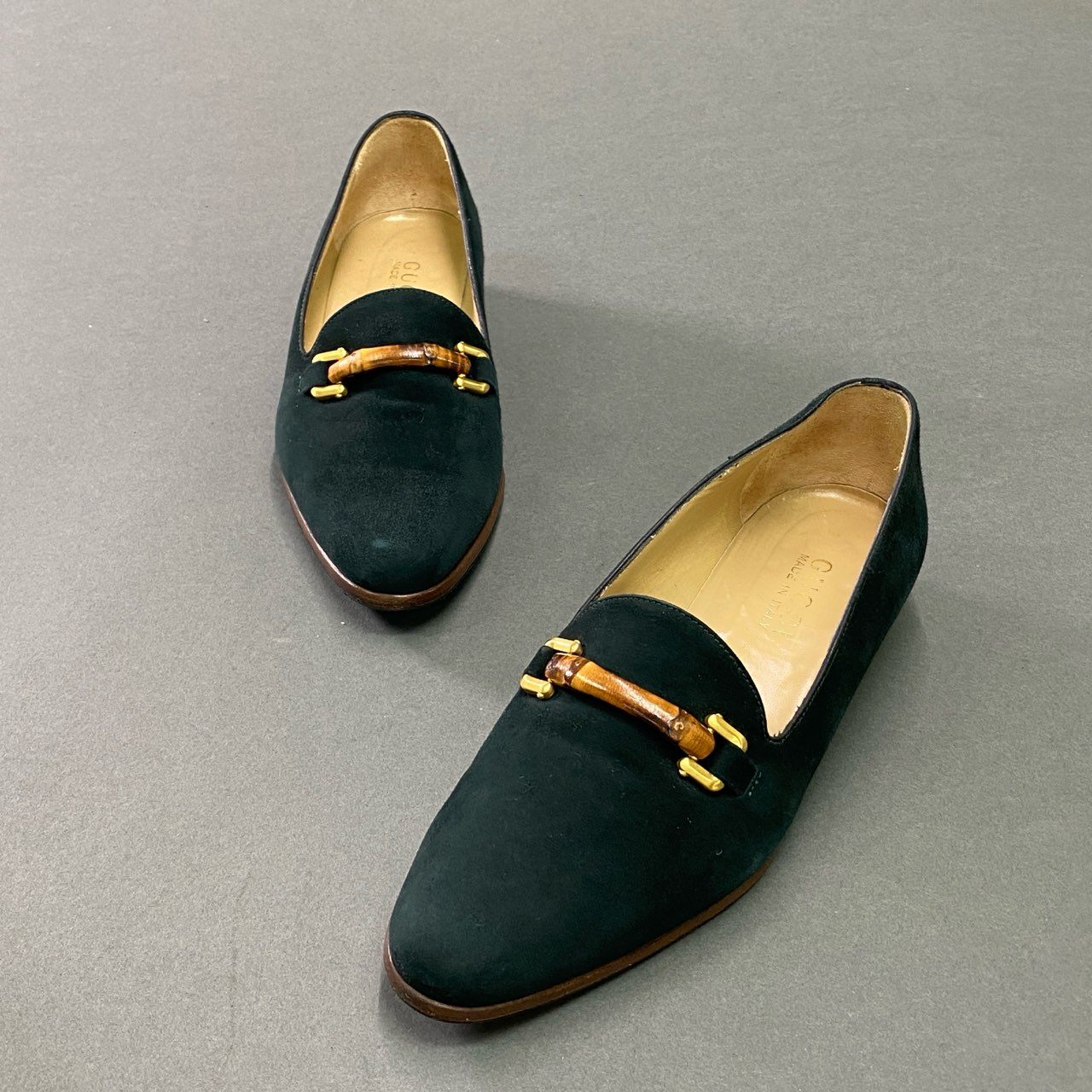 4c25 GUCCI グッチ バンブービット ローファー パンプス シューズ スエード イタリア製 6 1/2 グリーン スウェードレザー