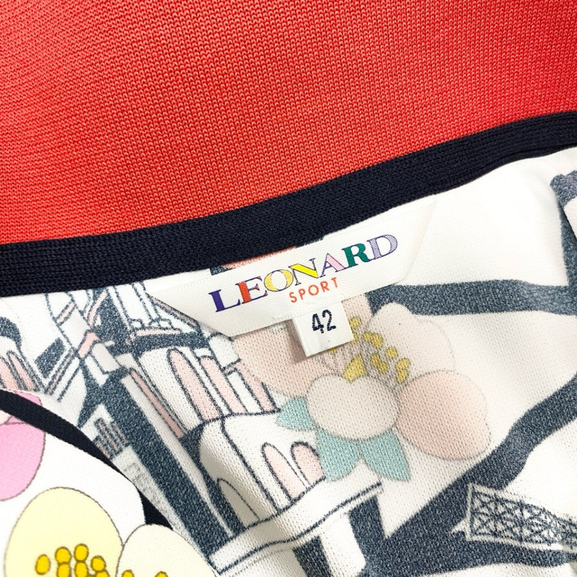 67g21 《美品》 LEONARD レオナール 伸縮ストレッチ 長袖シャツ ブラウス トップス 美しい花柄プリント ハーフジップ マルチカラー サイズ42 ポリエステル レディース 日本製