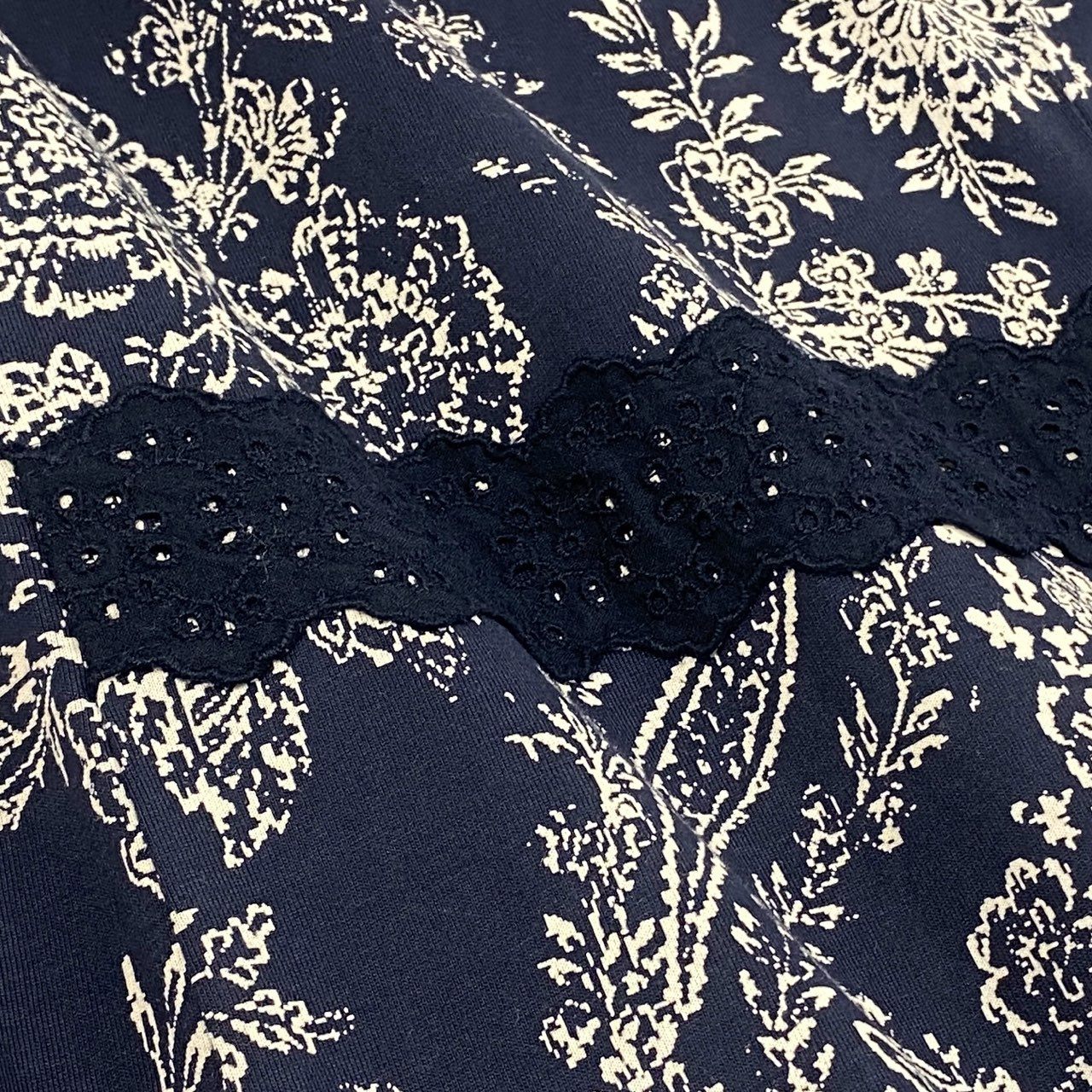 61g23 LAURA ASHLEY ローラアシュレイ タグ付 フレンチスリーブ ワンピース ドレス 総柄プリント 9号 ネイビー コットン レディース