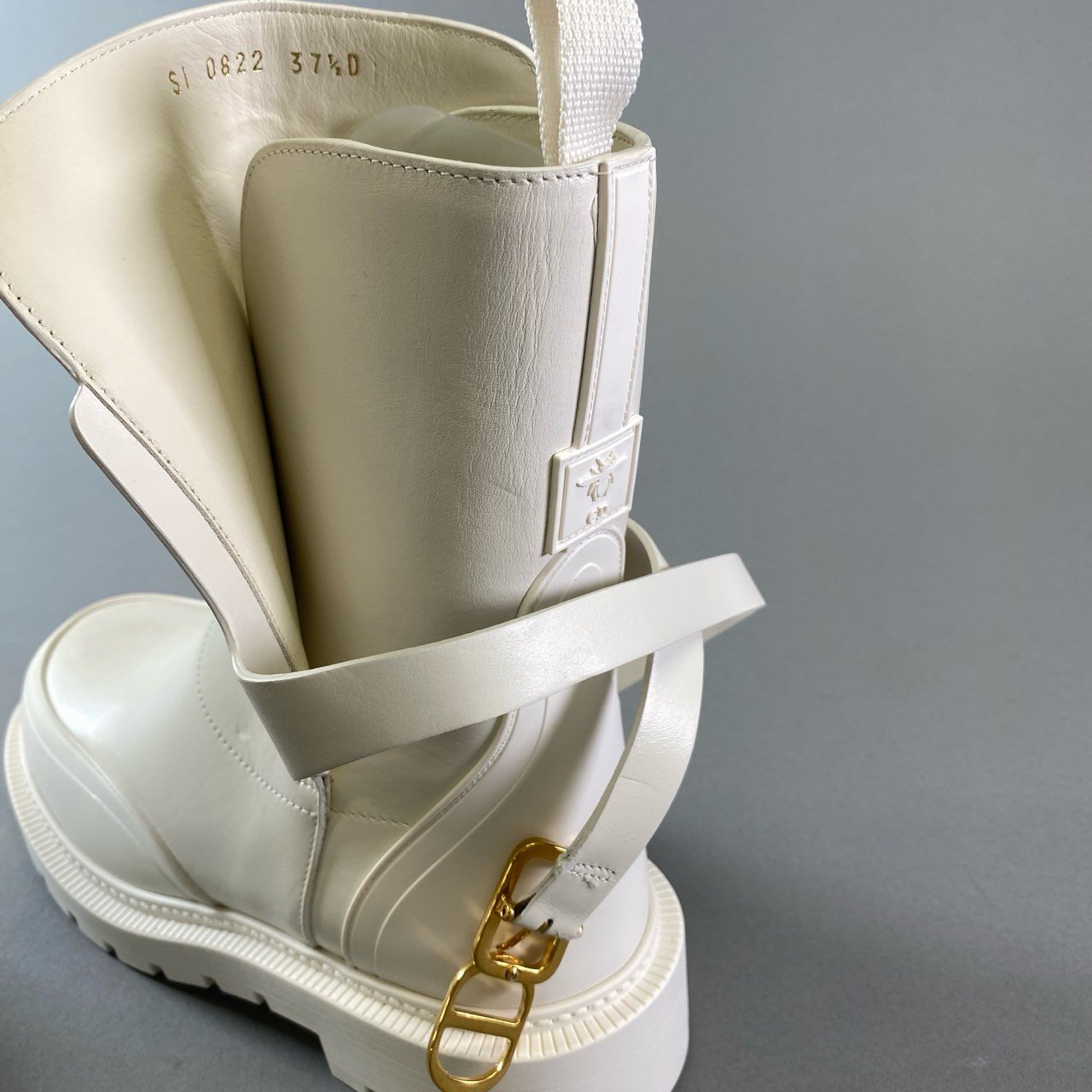 1h9《未使用品》 Christian Dior クリスチャンディオール 23SS EMPREINTE CD金具ベルト ブーツ 37 1/2 ホワイト レザー イタリア製 シューズt18r