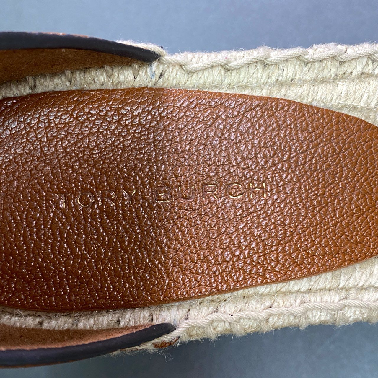 2k11 《極美品》 TORY BURCH トリーバーチ BOURBON 200 ウェッジソール レザーサンダル 154464 6 約23cm ブラウン シューズ イタリア製 箱付き