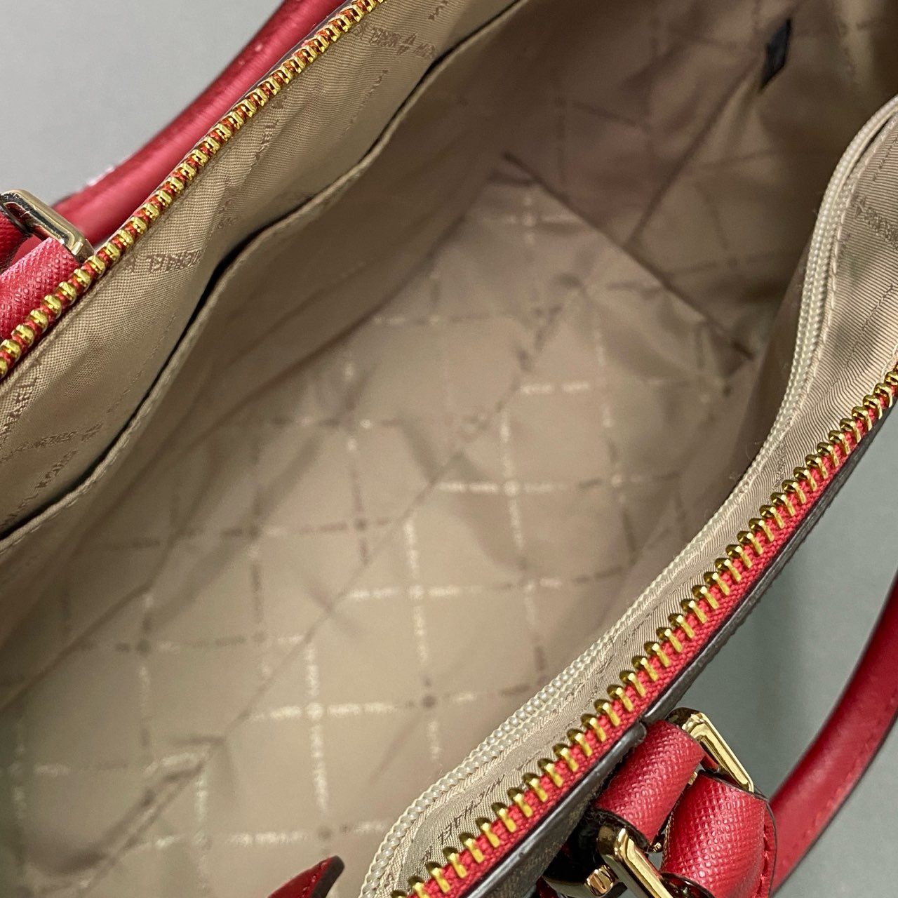 Fc21 MICHAEL KORS マイケルコース シグネチャー 2WAY ショルダーバッグ レッド ブラウン カバン ゴールドチャーム